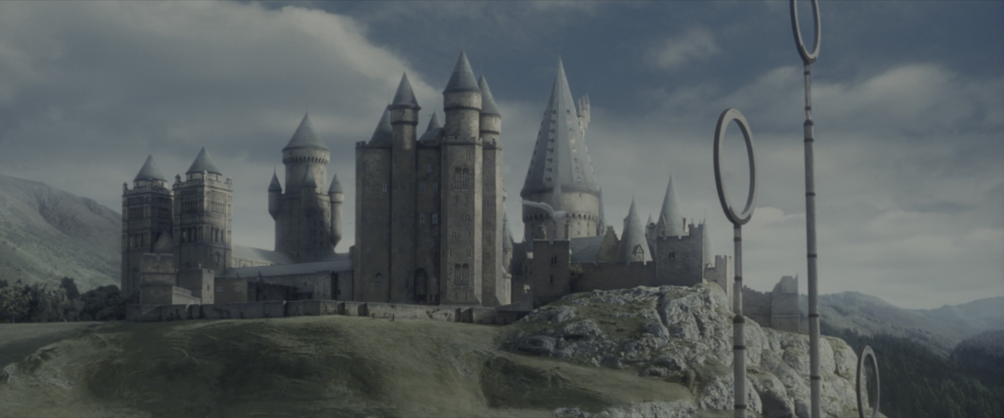 Harry Potter and the Sorcerer's Stone (2001), wide, 2.40:1 — film still