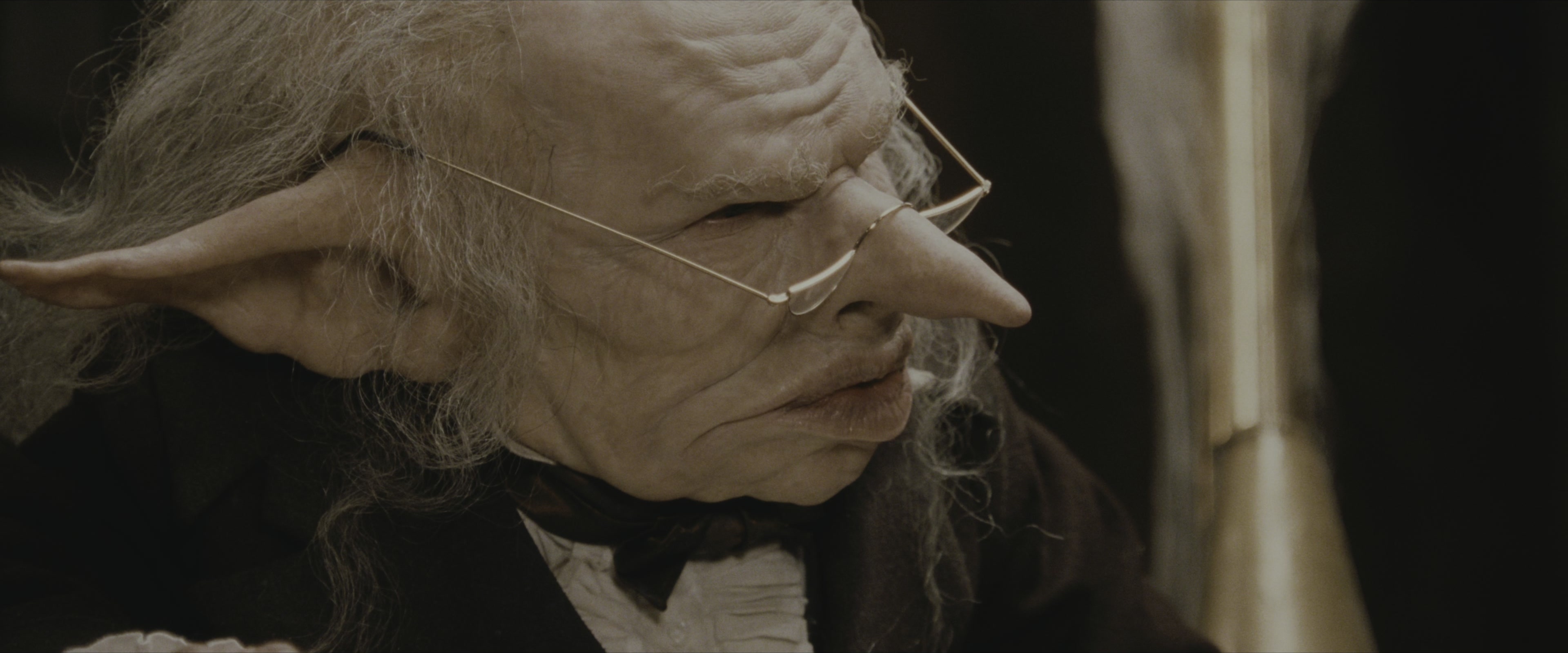 Harry Potter and the Sorcerer's Stone (2001), unknown, 2.40:1 — film still