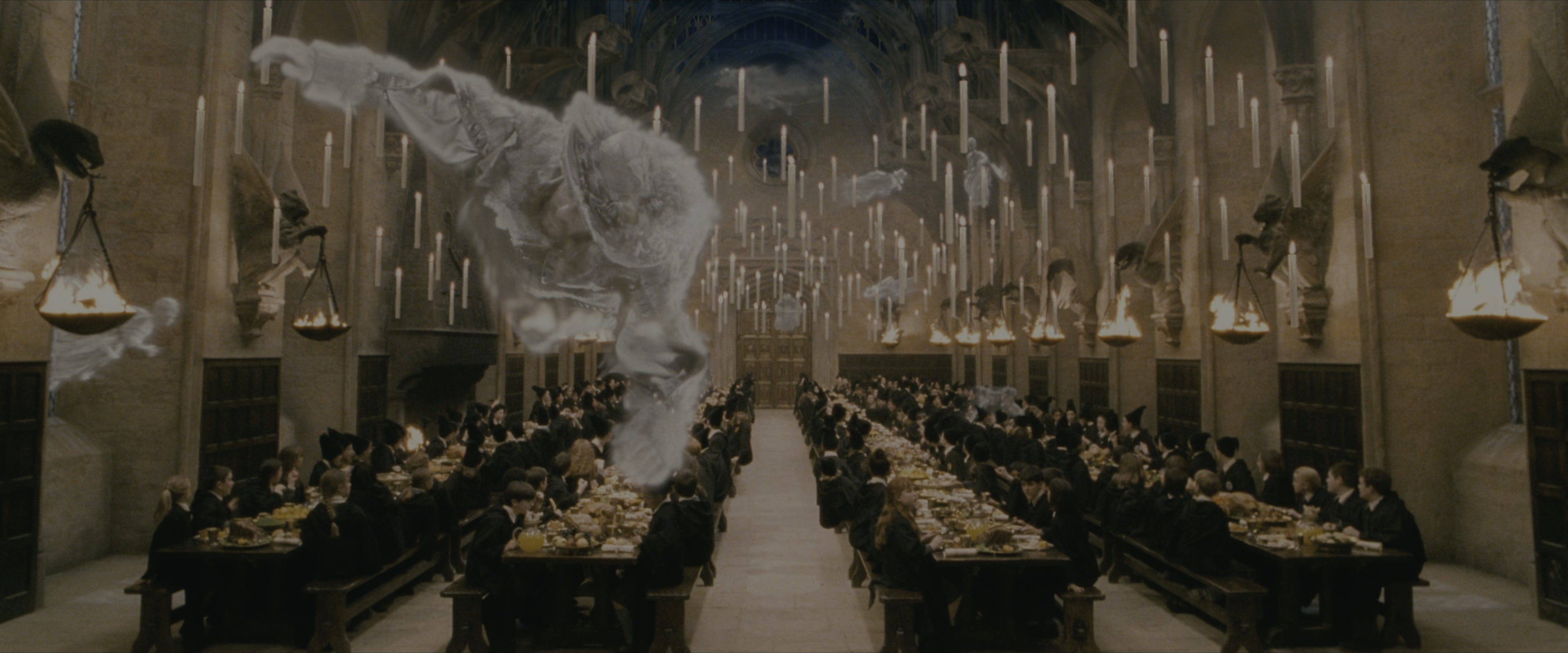 Harry Potter and the Sorcerer's Stone (2001), wide, 2.40:1 — film still