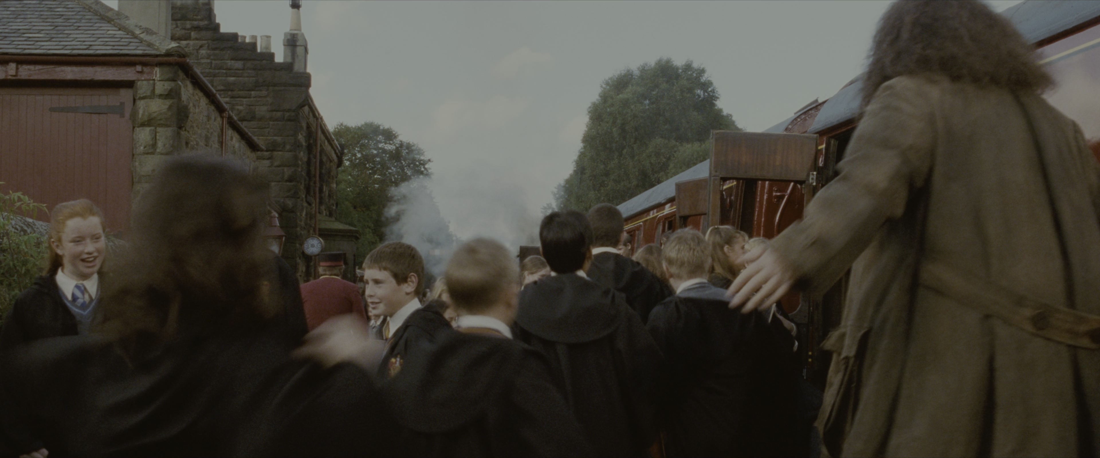 Harry Potter and the Sorcerer's Stone (2001), wide, 2.40:1 — film still