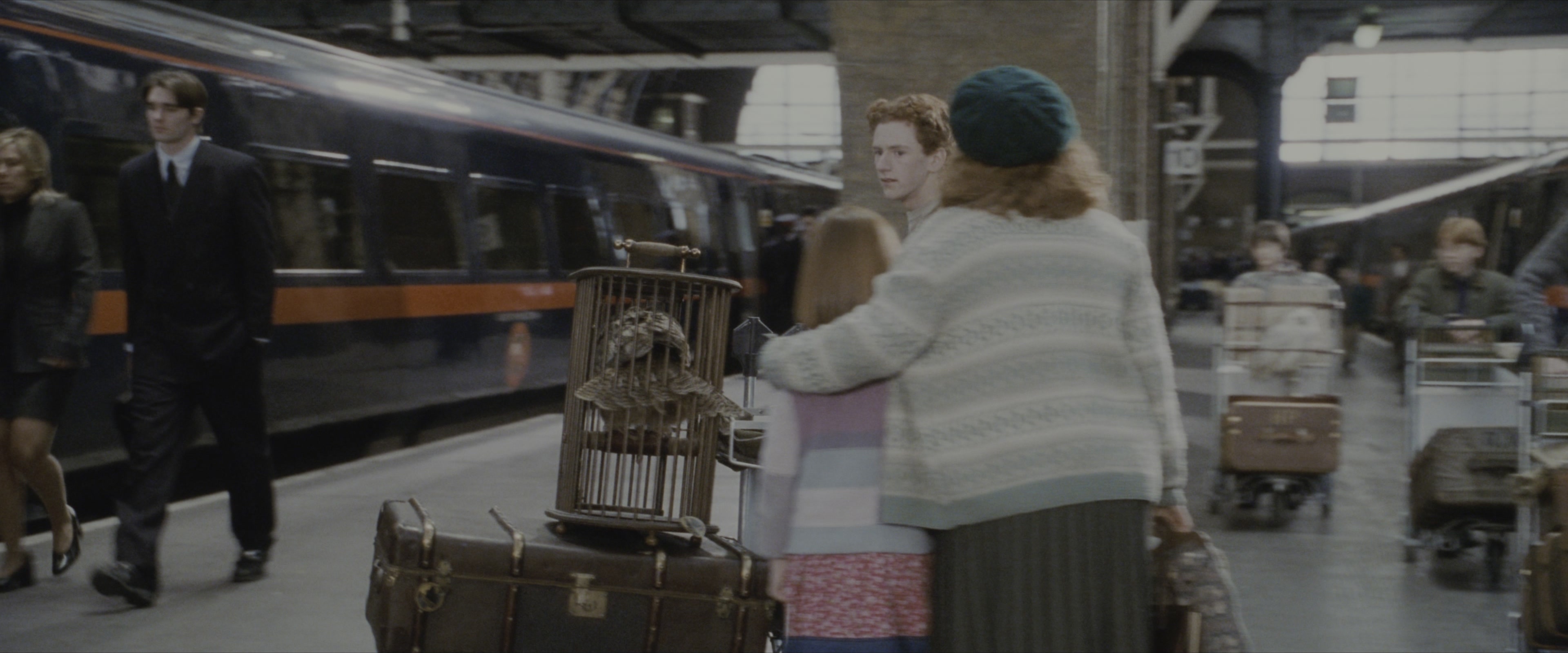 Harry Potter and the Sorcerer's Stone (2001), wide, 2.40:1 — film still