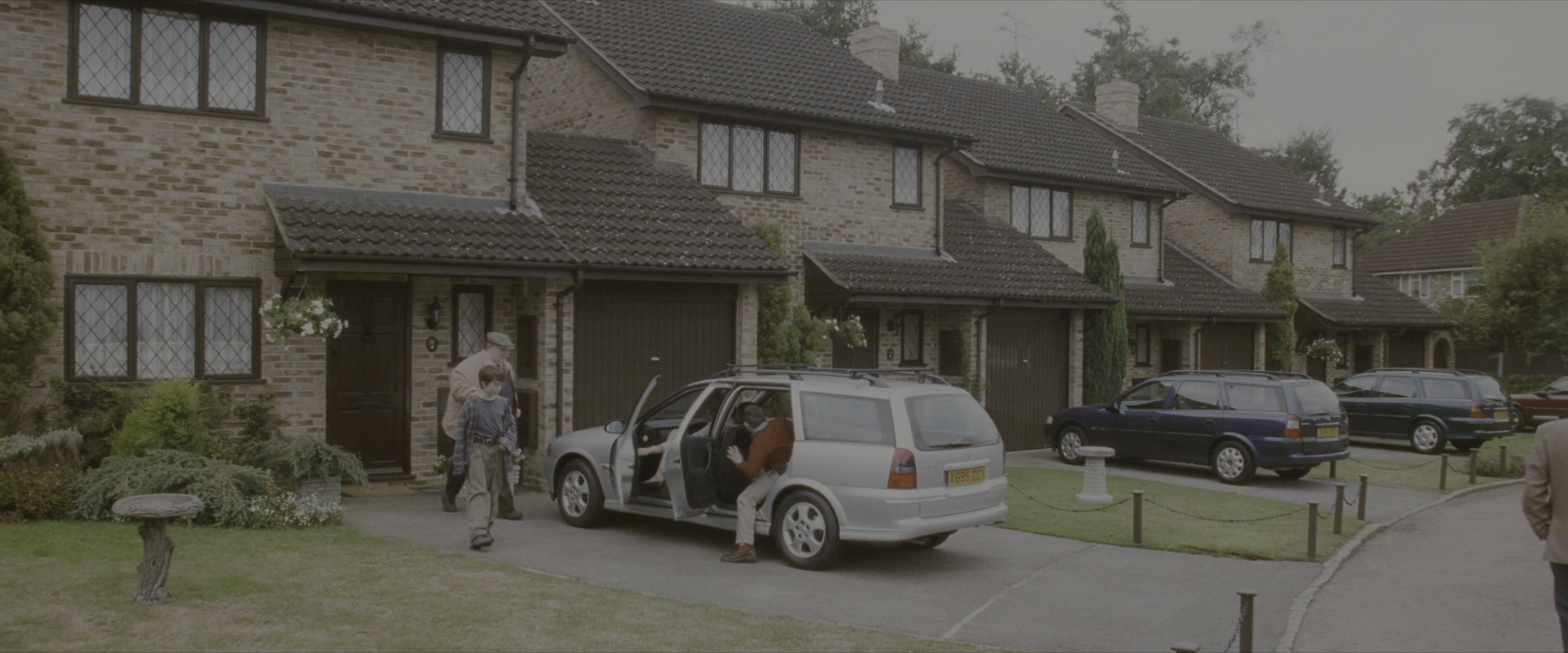 Harry Potter and the Sorcerer's Stone (2001), wide, 2.40:1 — film still