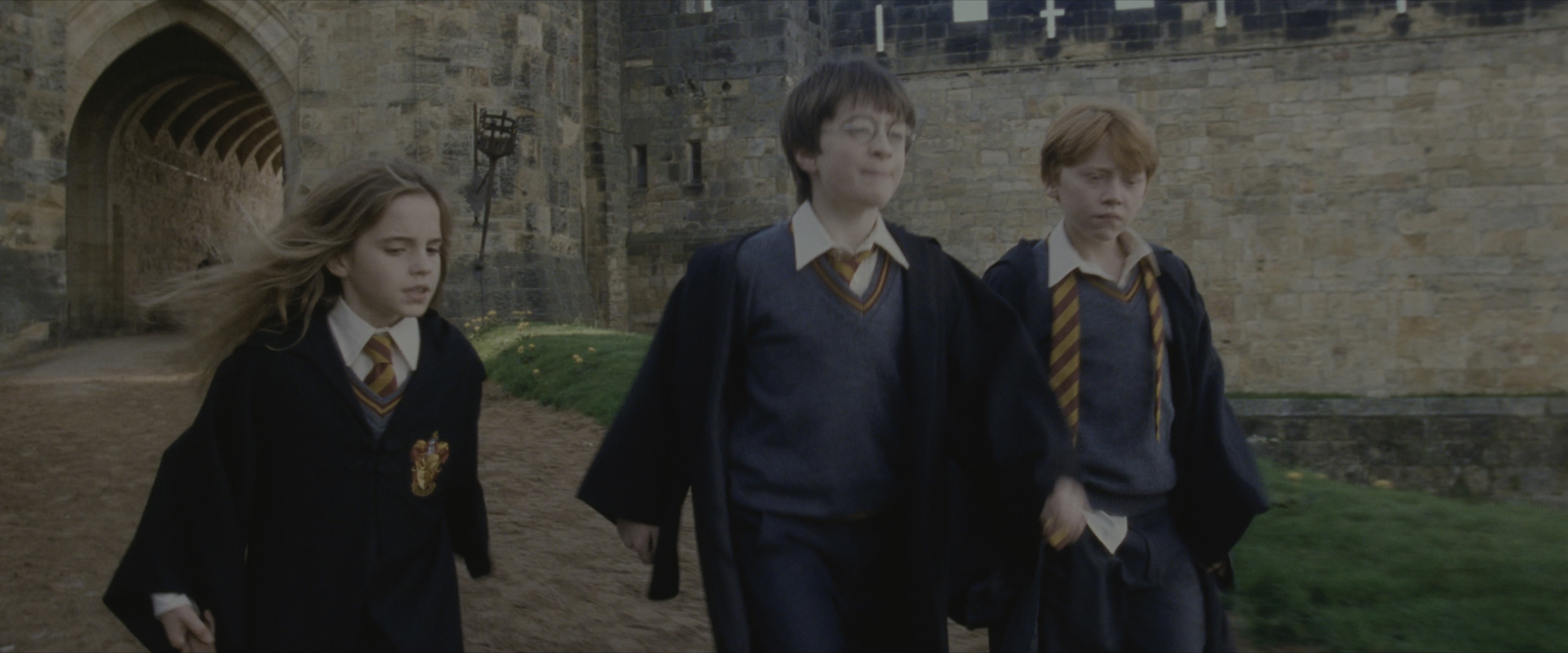 Harry Potter and the Sorcerer's Stone (2001), wide, 2.40:1 — film still