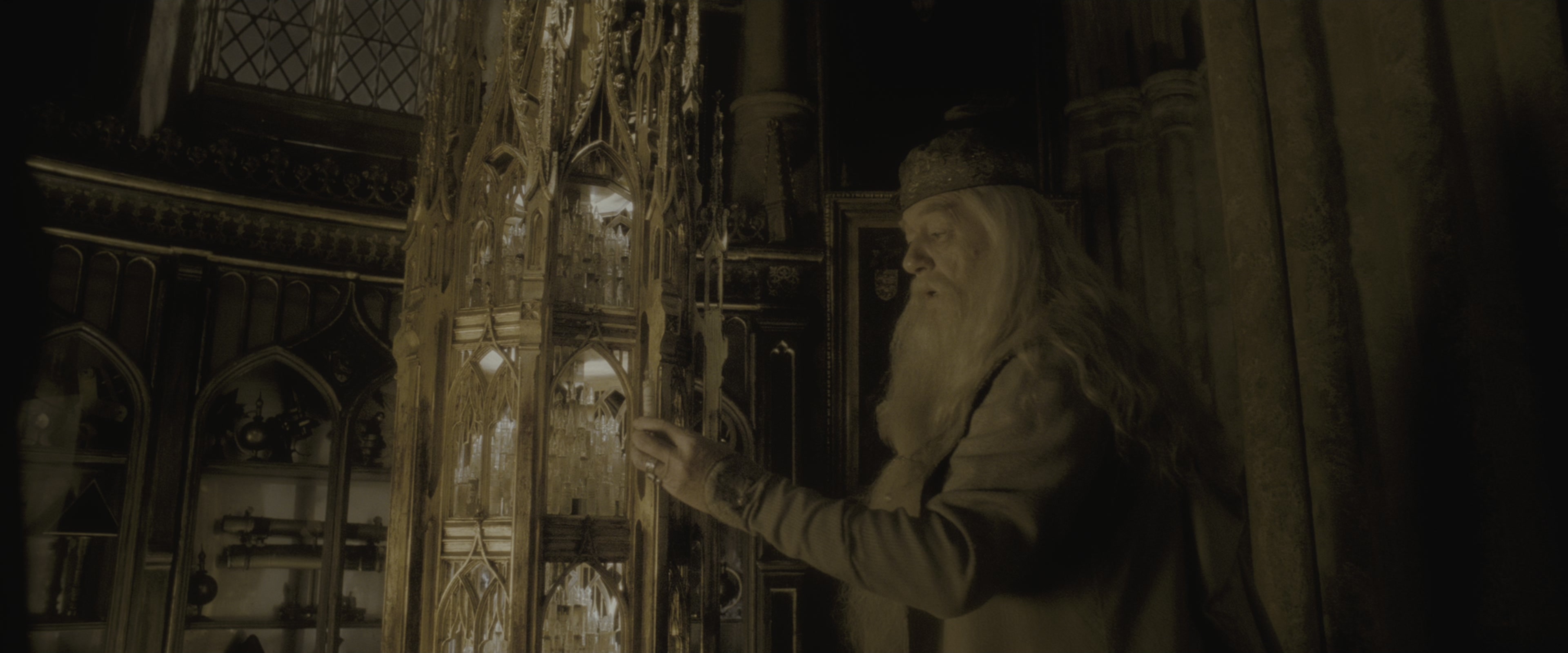Harry Potter and the Half-Blood Prince (2009), wide, 2.40:1 — film still