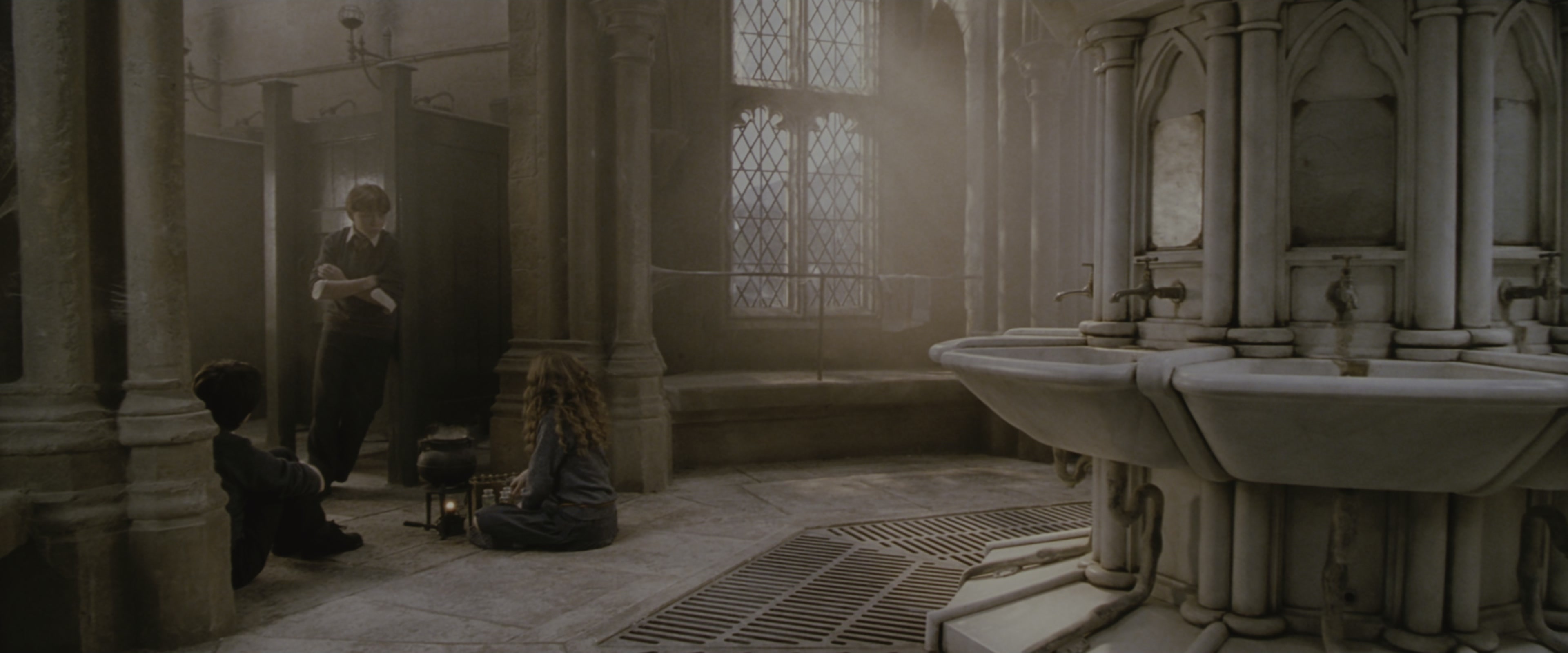 Harry Potter and the Chamber of Secrets (2002), wide, 2.40:1 — film still