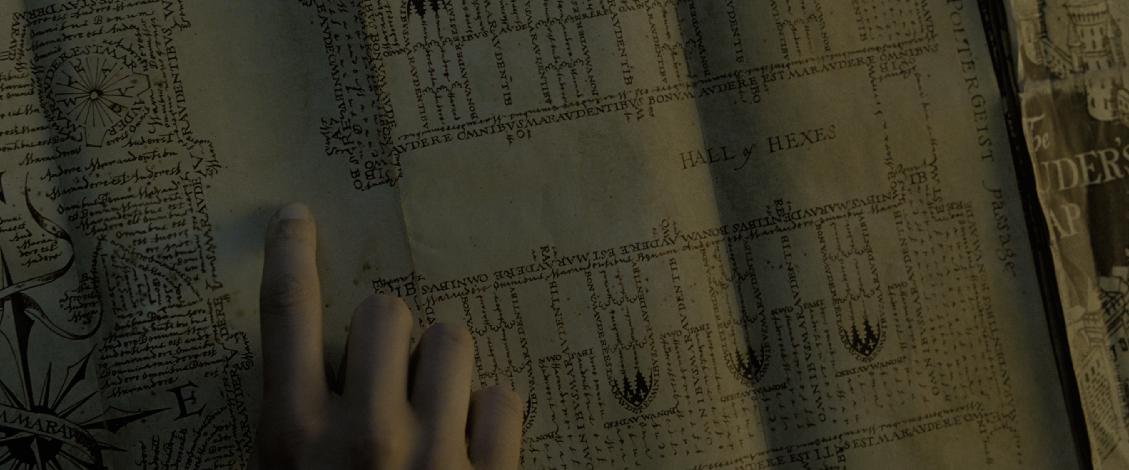 Harry Potter and the Deathly Hallows - Part 2 (2011), wide, 2.40:1 — film still