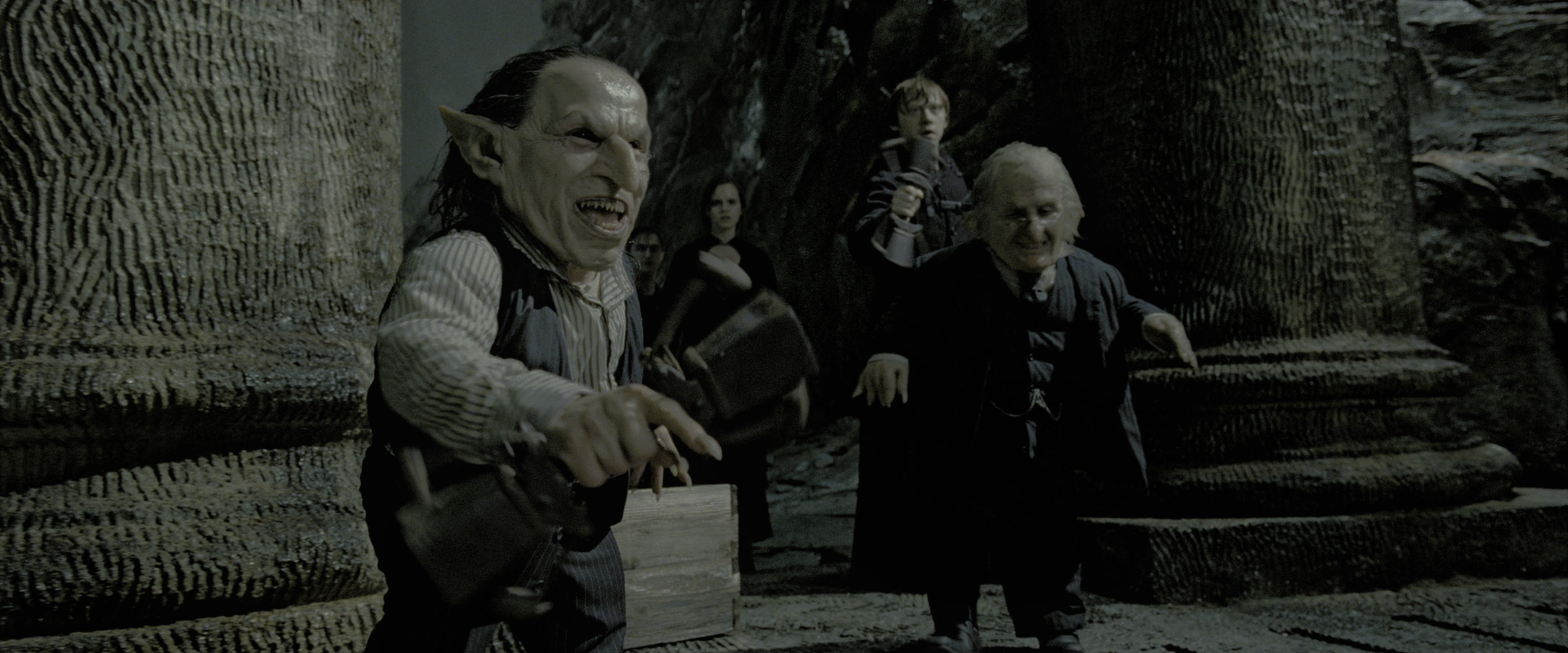 Harry Potter and the Deathly Hallows - Part 2 (2011), wide, 2.40:1 — film still