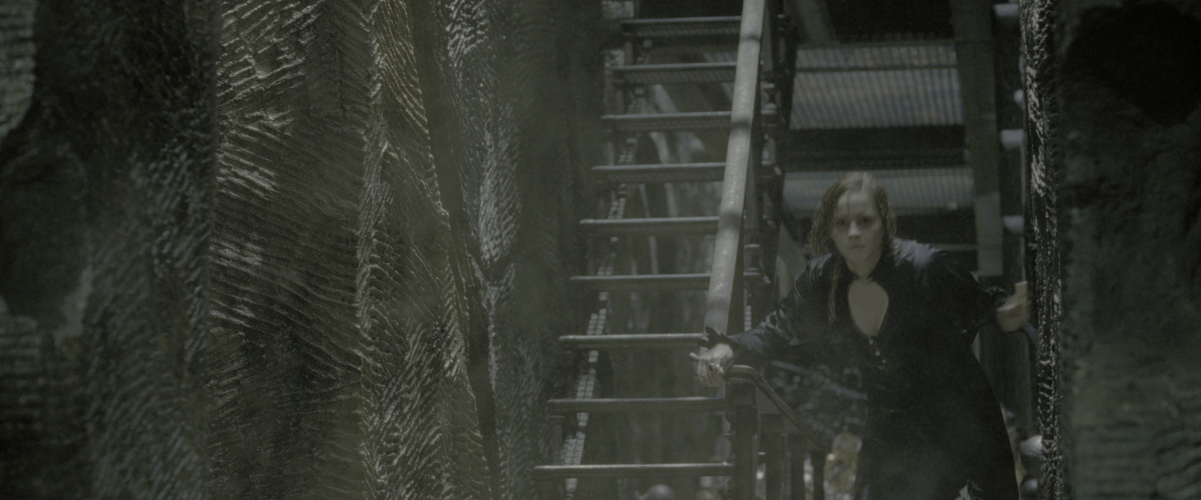 Harry Potter and the Deathly Hallows - Part 2 (2011), wide, 2.40:1 — film still