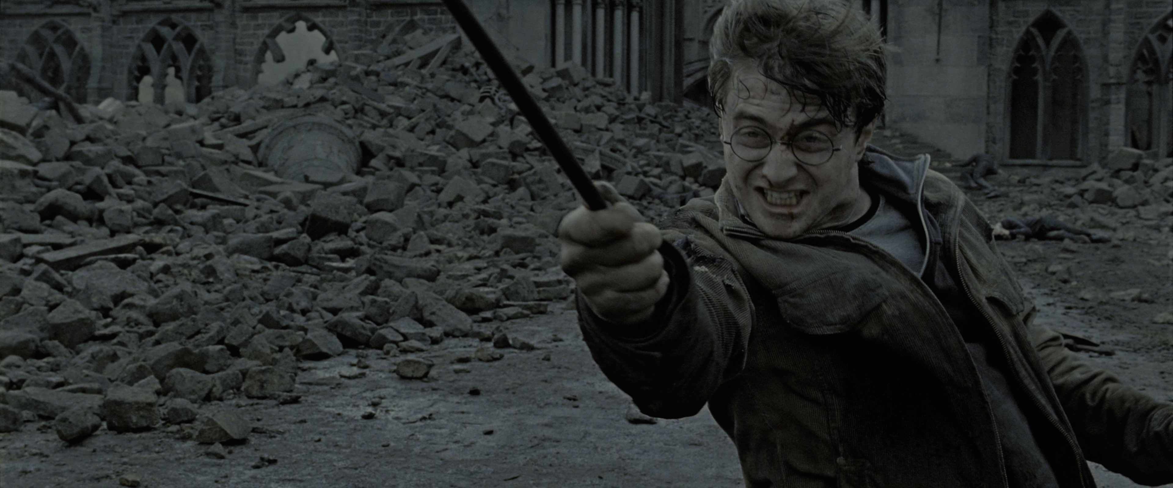 Harry Potter and the Deathly Hallows - Part 2 (2011), wide, 2.40:1 — film still