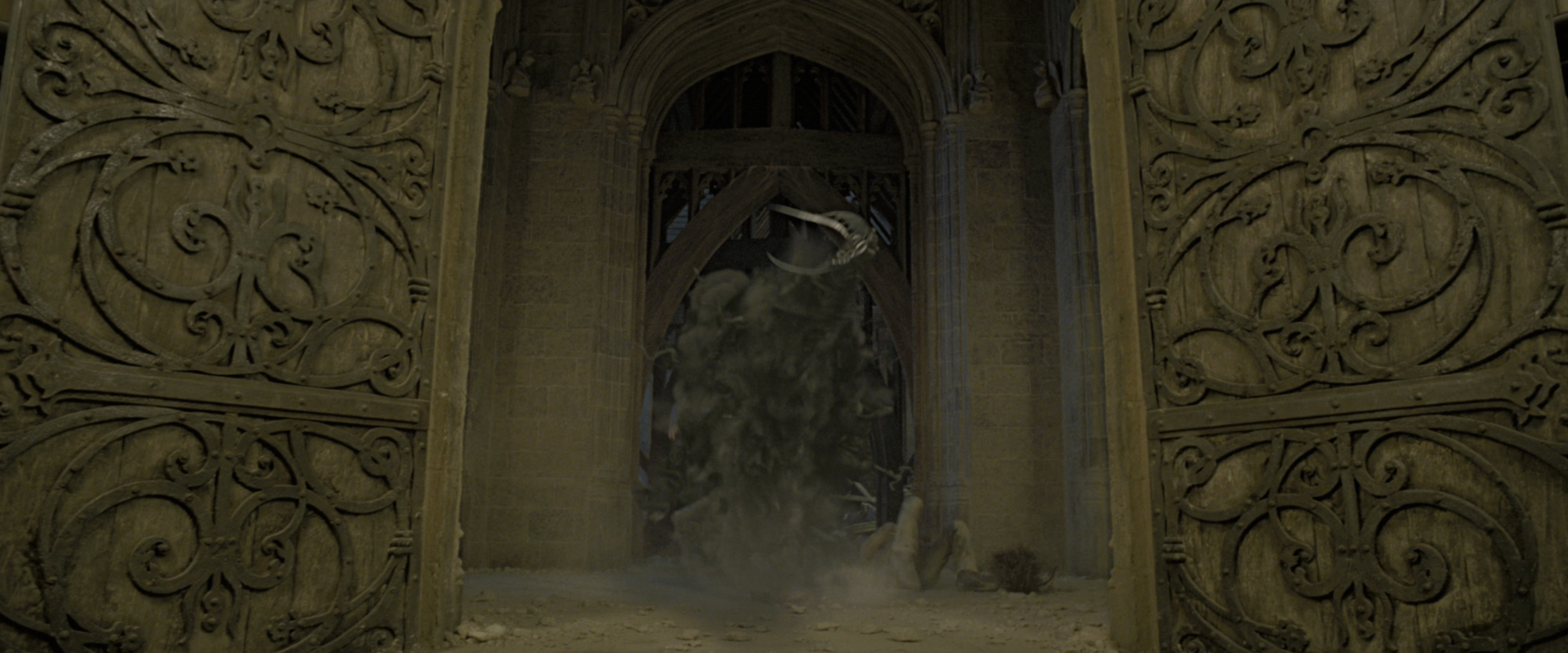 Harry Potter and the Deathly Hallows - Part 2 (2011), wide, 2.40:1 — film still