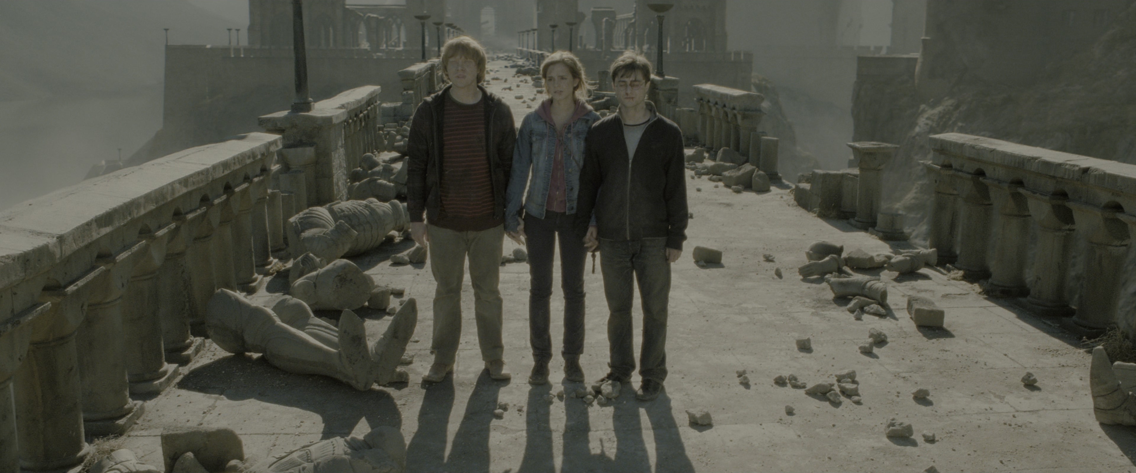 Harry Potter and the Deathly Hallows - Part 2 (2011), wide, 2.40:1 — film still
