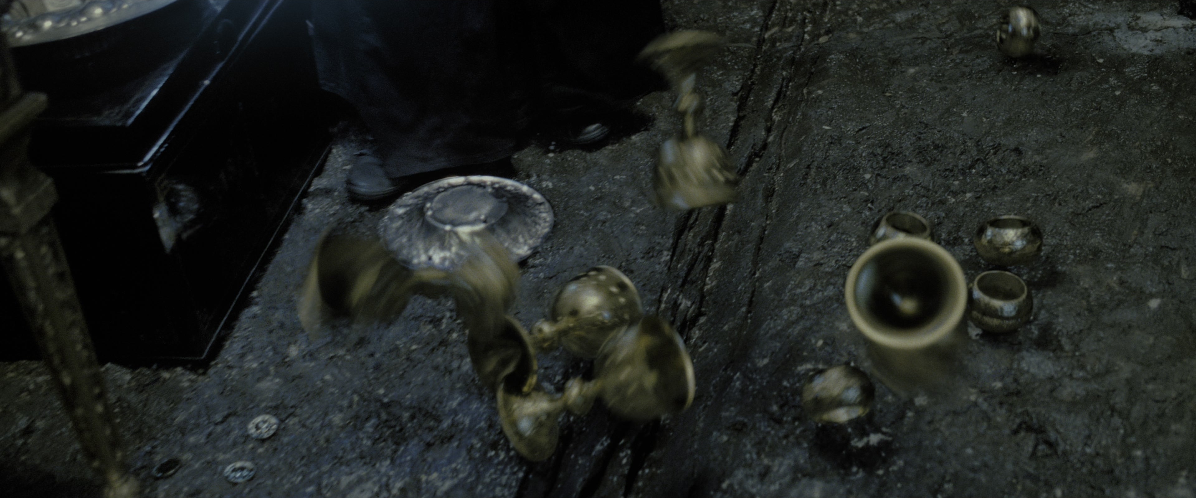 Harry Potter and the Deathly Hallows - Part 2 (2011), wide, 2.40:1 — film still