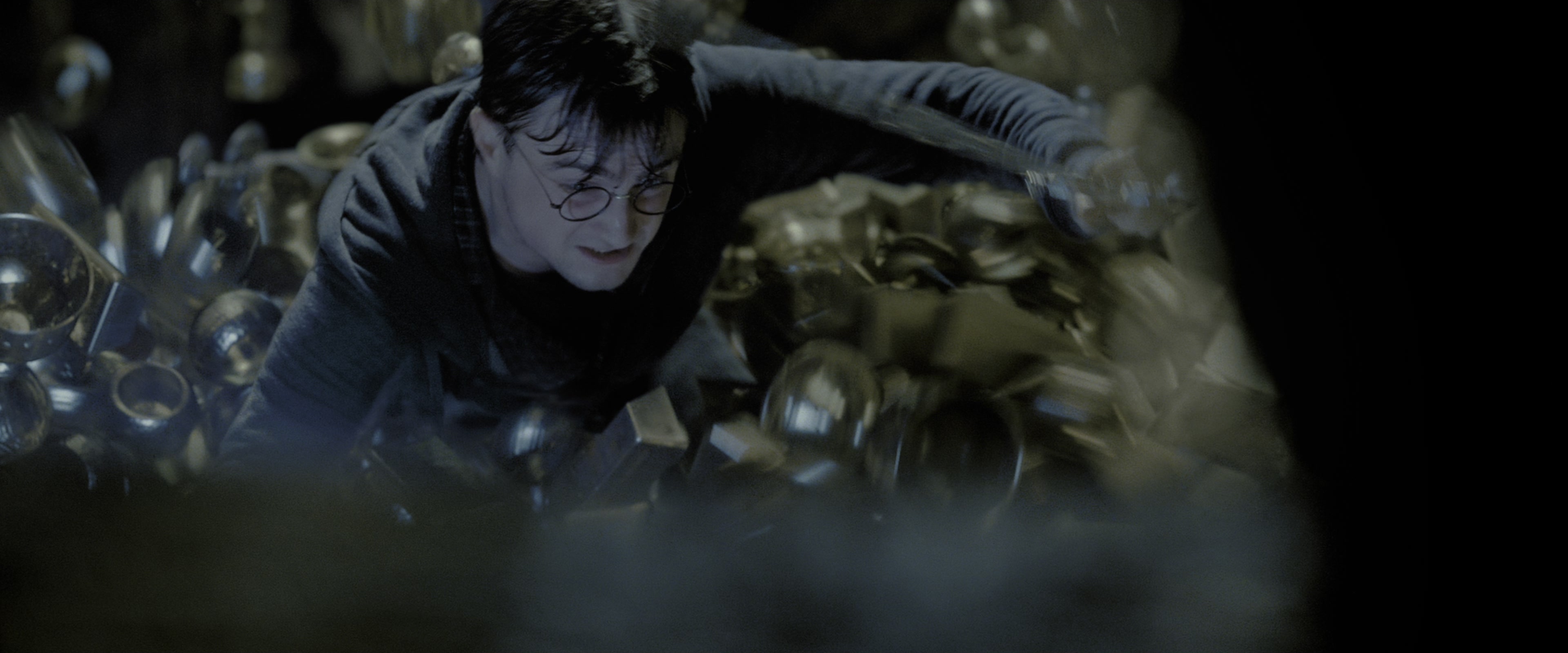 Harry Potter and the Deathly Hallows - Part 2 (2011), wide, 2.40:1 — film still