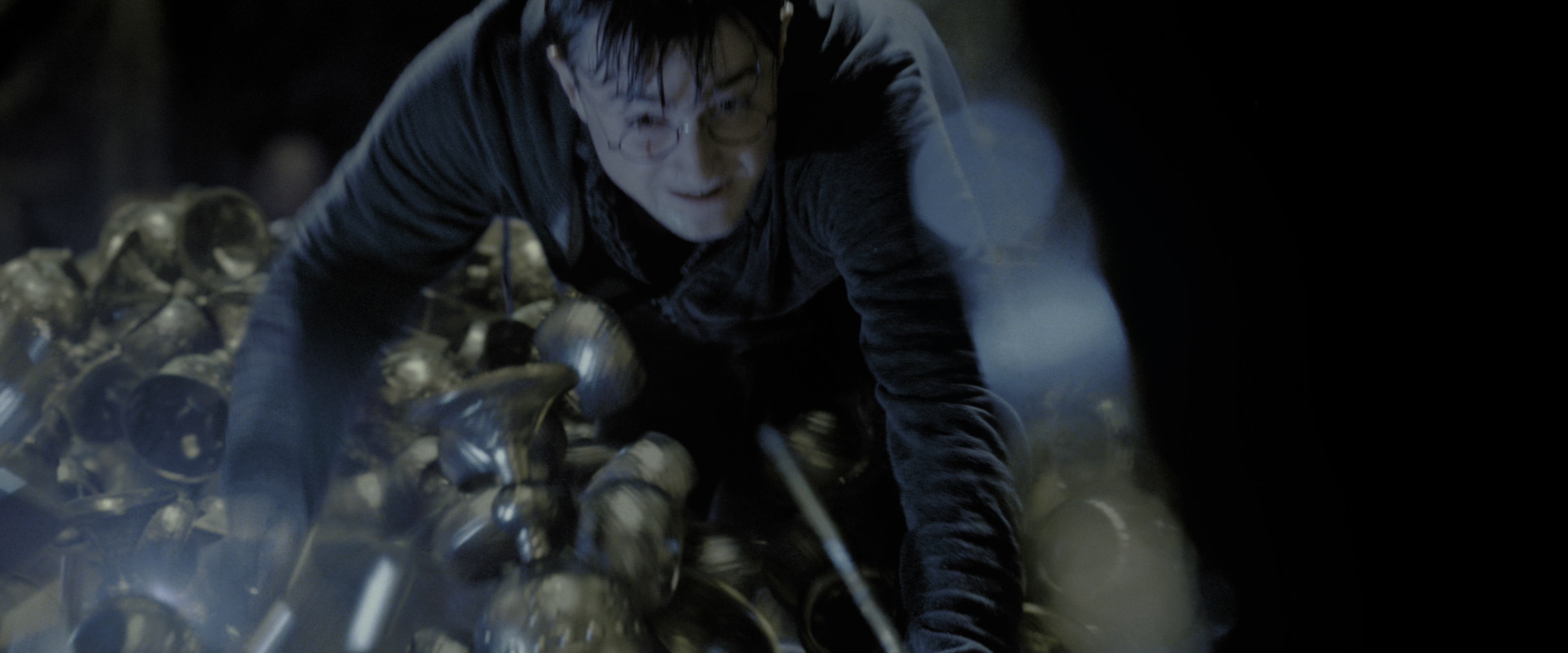 Harry Potter and the Deathly Hallows - Part 2 (2011), wide, 2.40:1 — film still