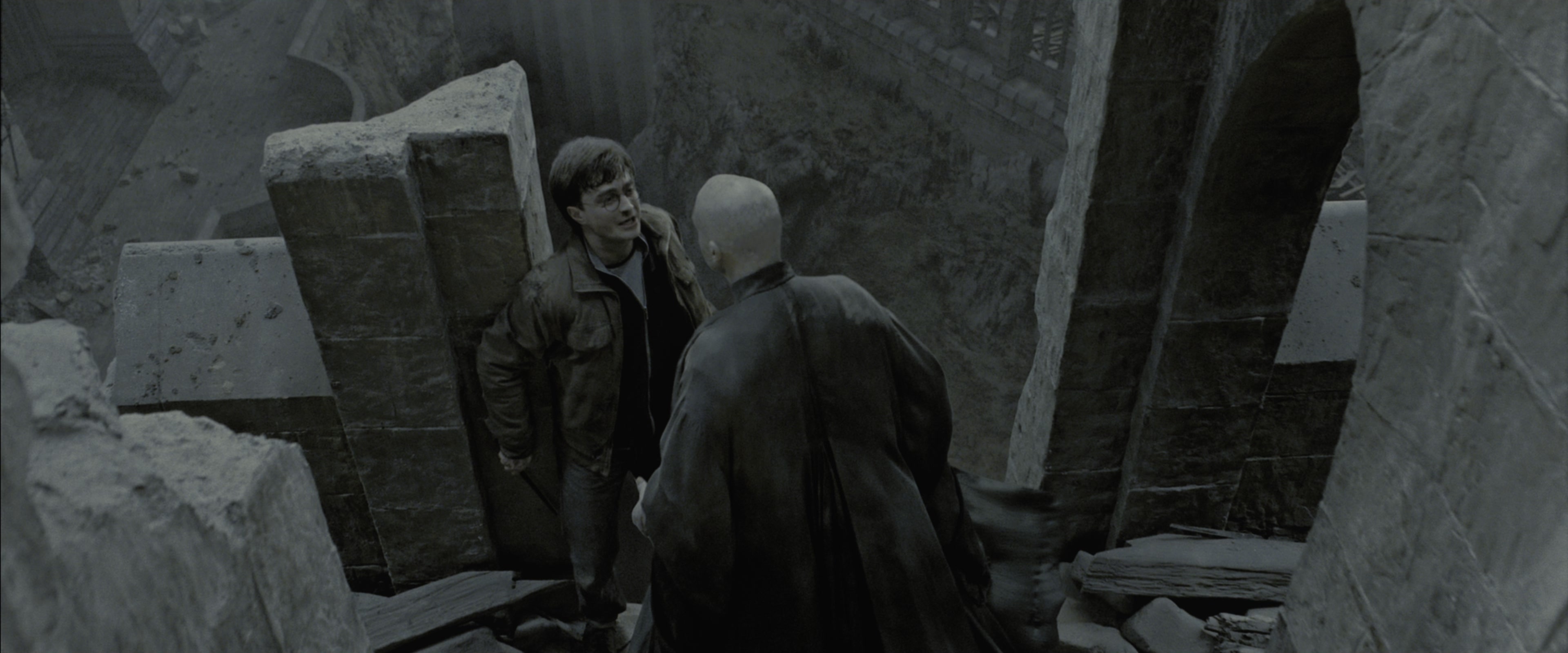 Harry Potter and the Deathly Hallows - Part 2 (2011), wide, 2.40:1 — film still