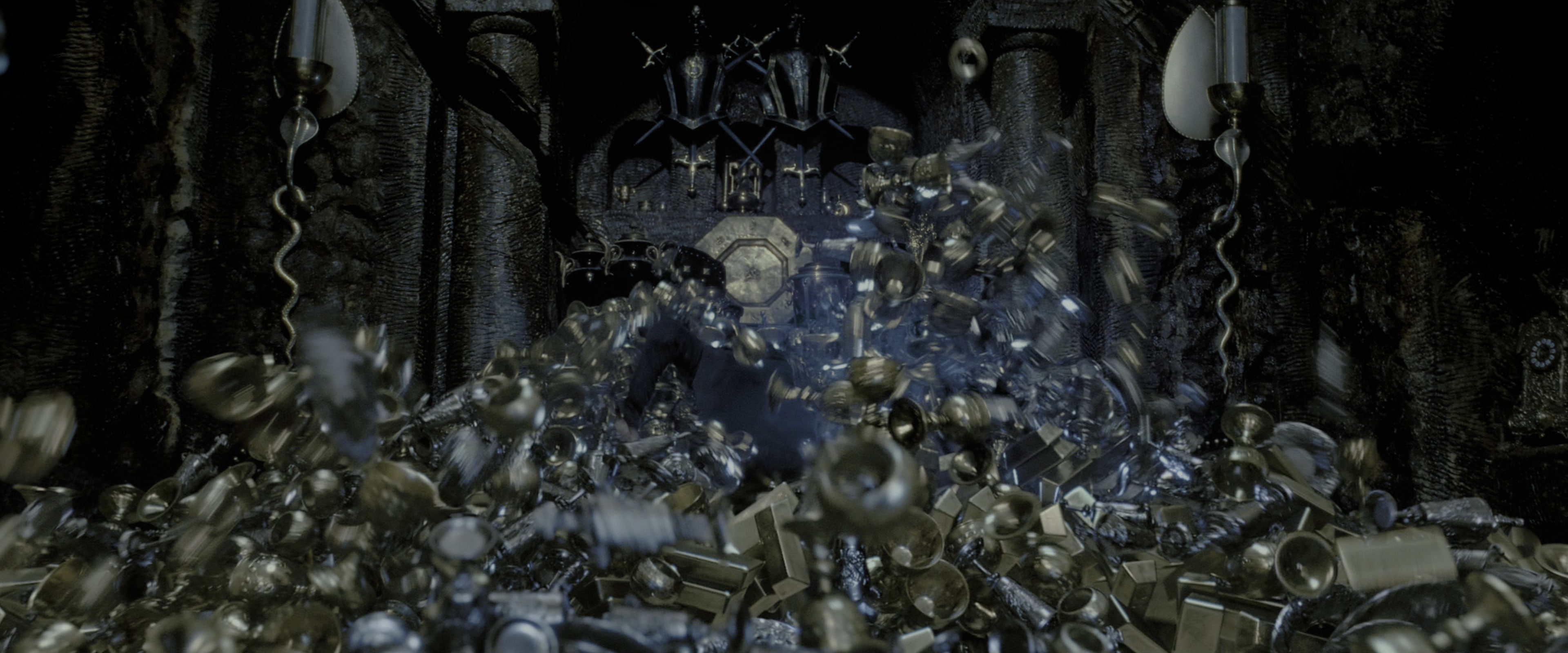 Harry Potter and the Deathly Hallows - Part 2 (2011), wide, 2.40:1 — film still