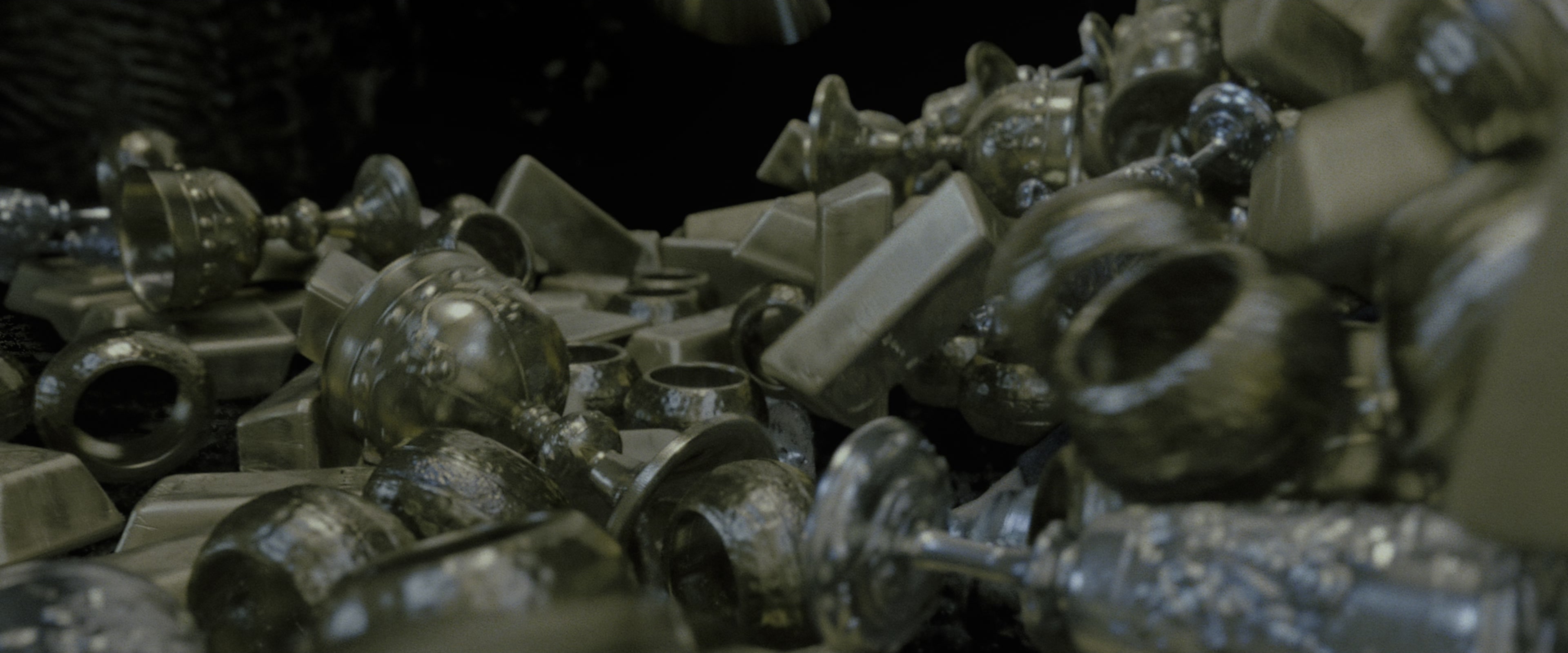 Harry Potter and the Deathly Hallows - Part 2 (2011), wide, 2.40:1 — film still