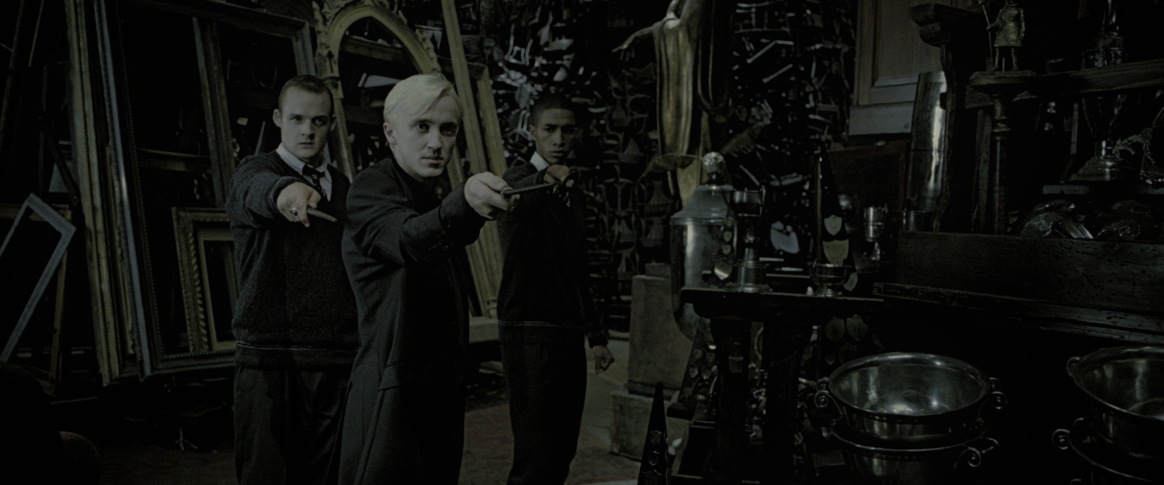 Harry Potter and the Deathly Hallows - Part 2 (2011), wide, 2.40:1 — film still
