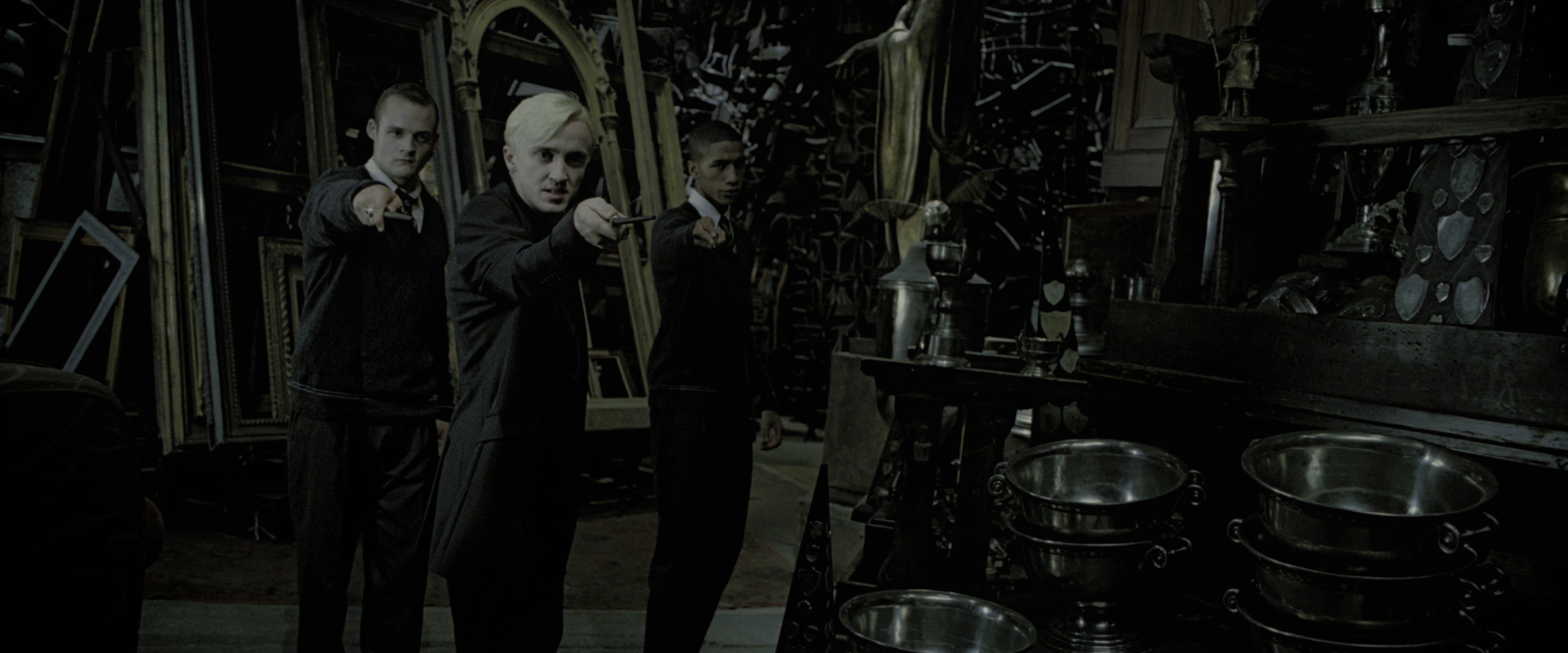 Harry Potter and the Deathly Hallows - Part 2 (2011), wide, 2.40:1 — film still