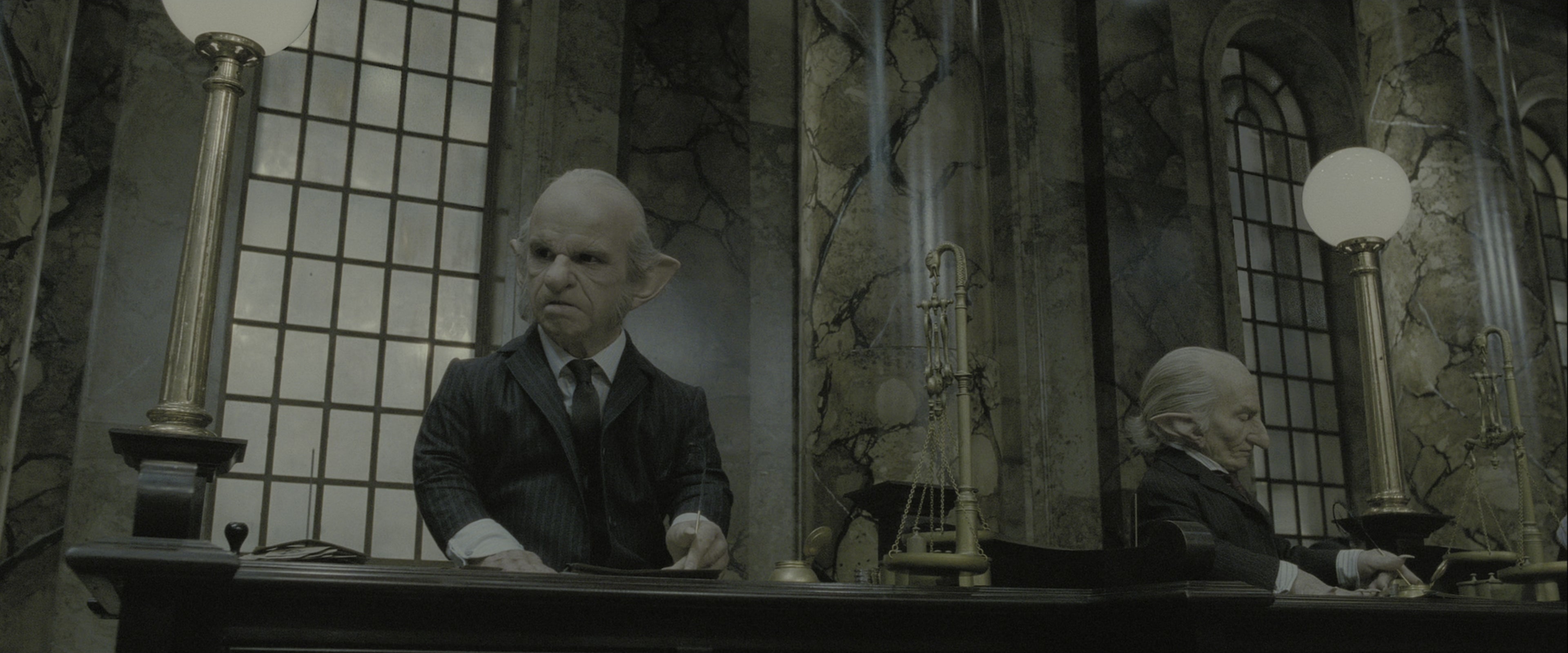Harry Potter and the Deathly Hallows - Part 2 (2011), wide, 2.40:1 — film still
