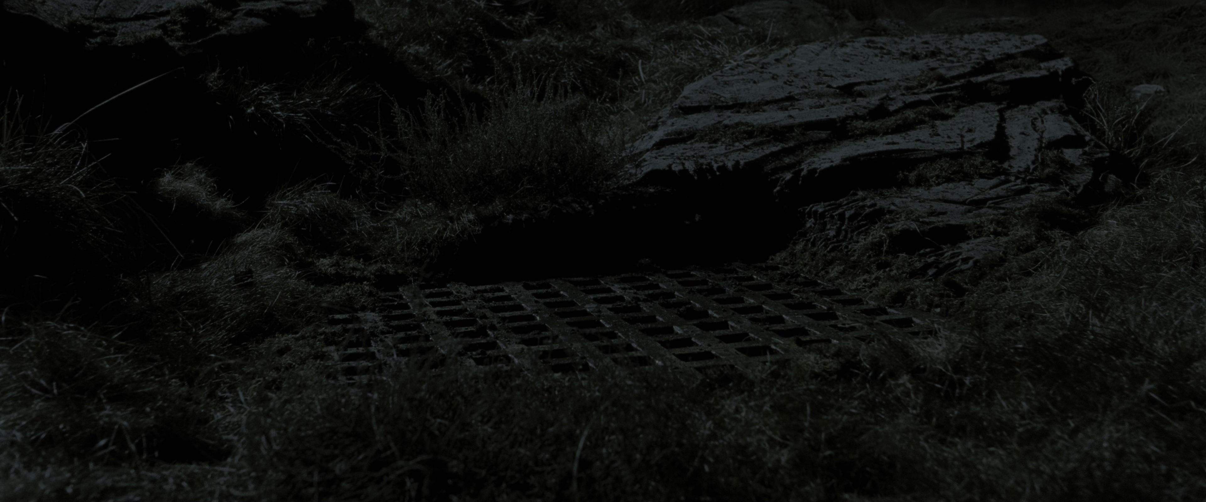 Harry Potter and the Deathly Hallows - Part 2 (2011), wide, 2.40:1 — film still