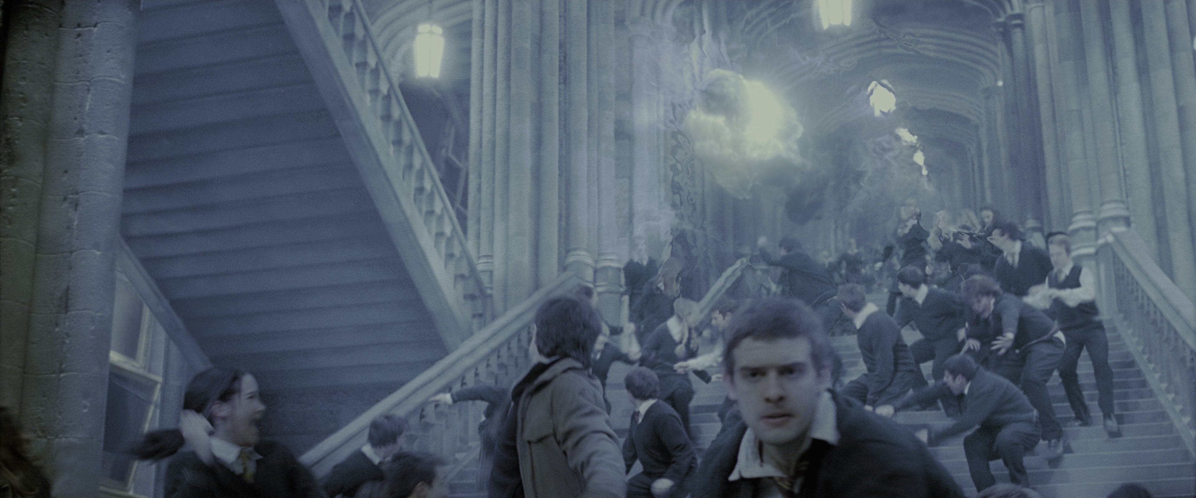 Harry Potter and the Deathly Hallows - Part 2 (2011), wide, 2.40:1 — film still