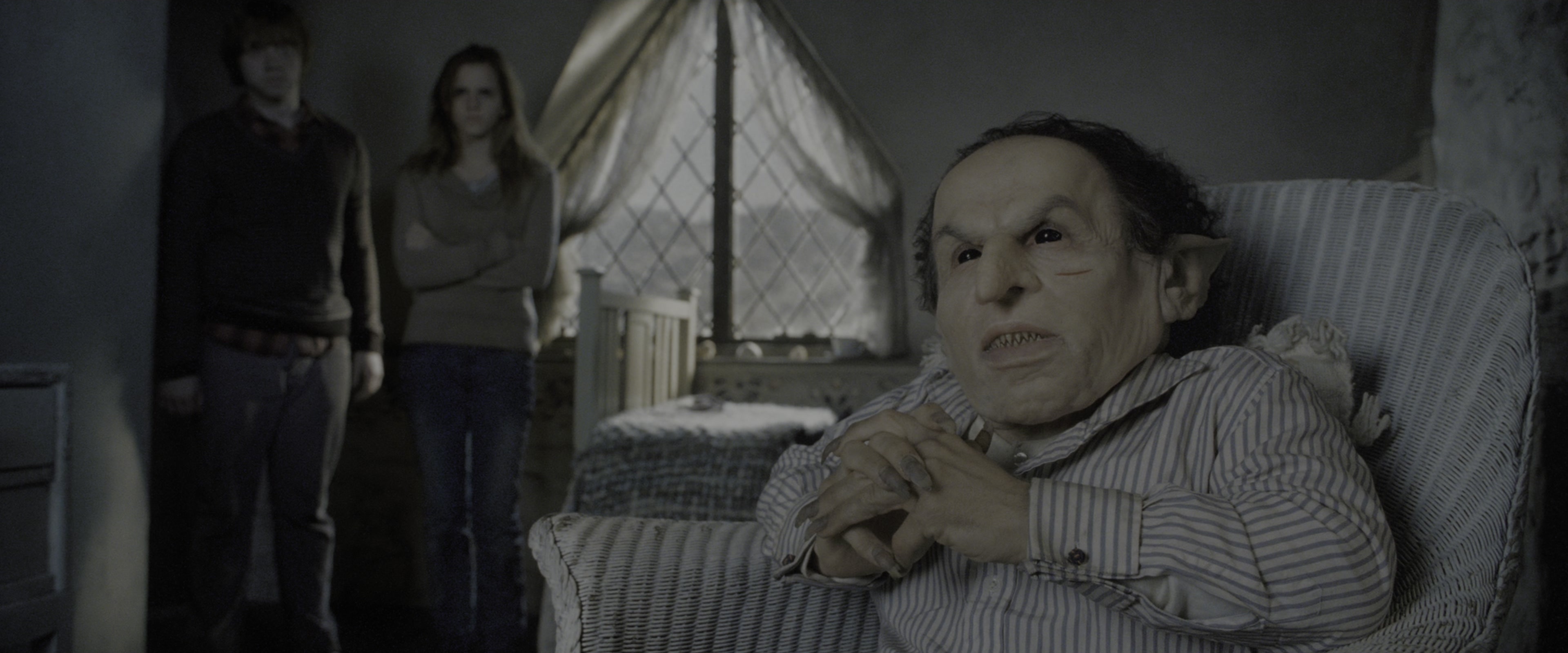 Harry Potter and the Deathly Hallows - Part 2 (2011), medium, 2.40:1 — film still