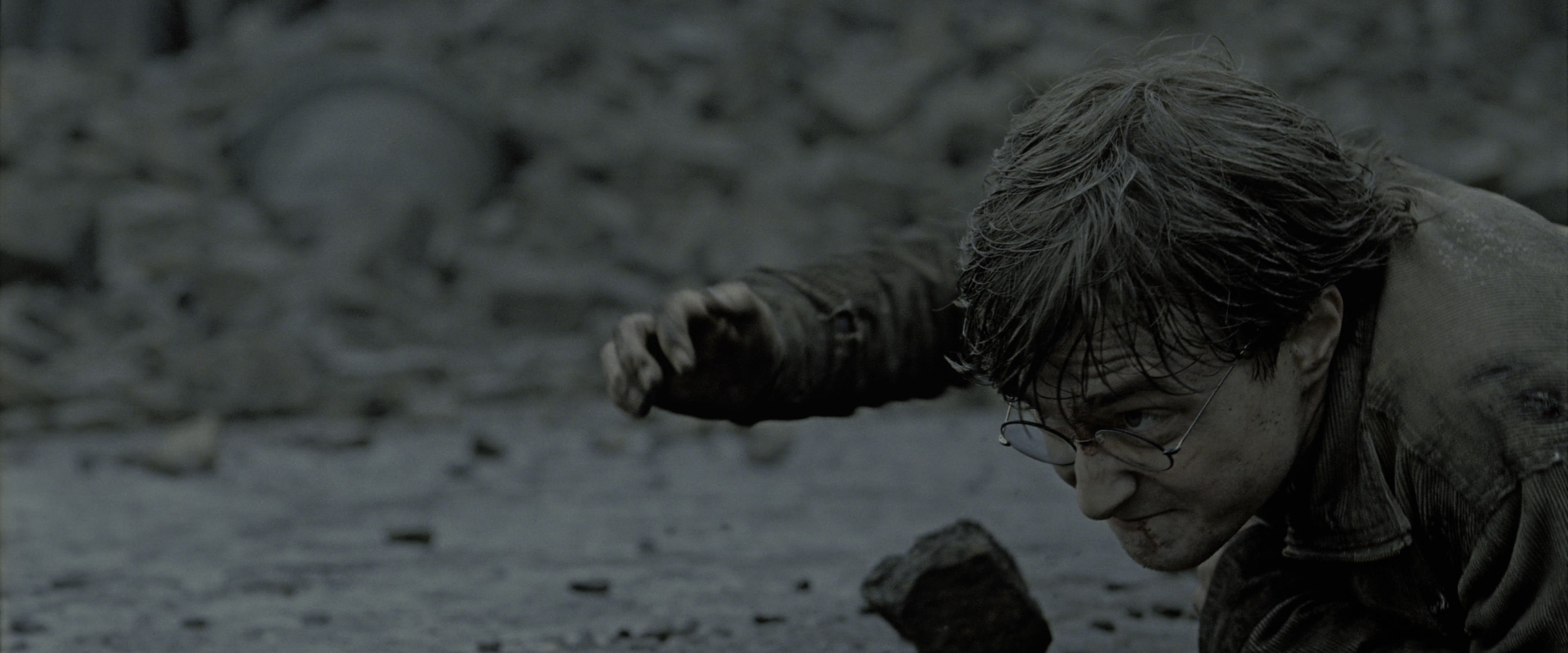 Harry Potter and the Deathly Hallows - Part 2 (2011), wide, 2.40:1 — film still