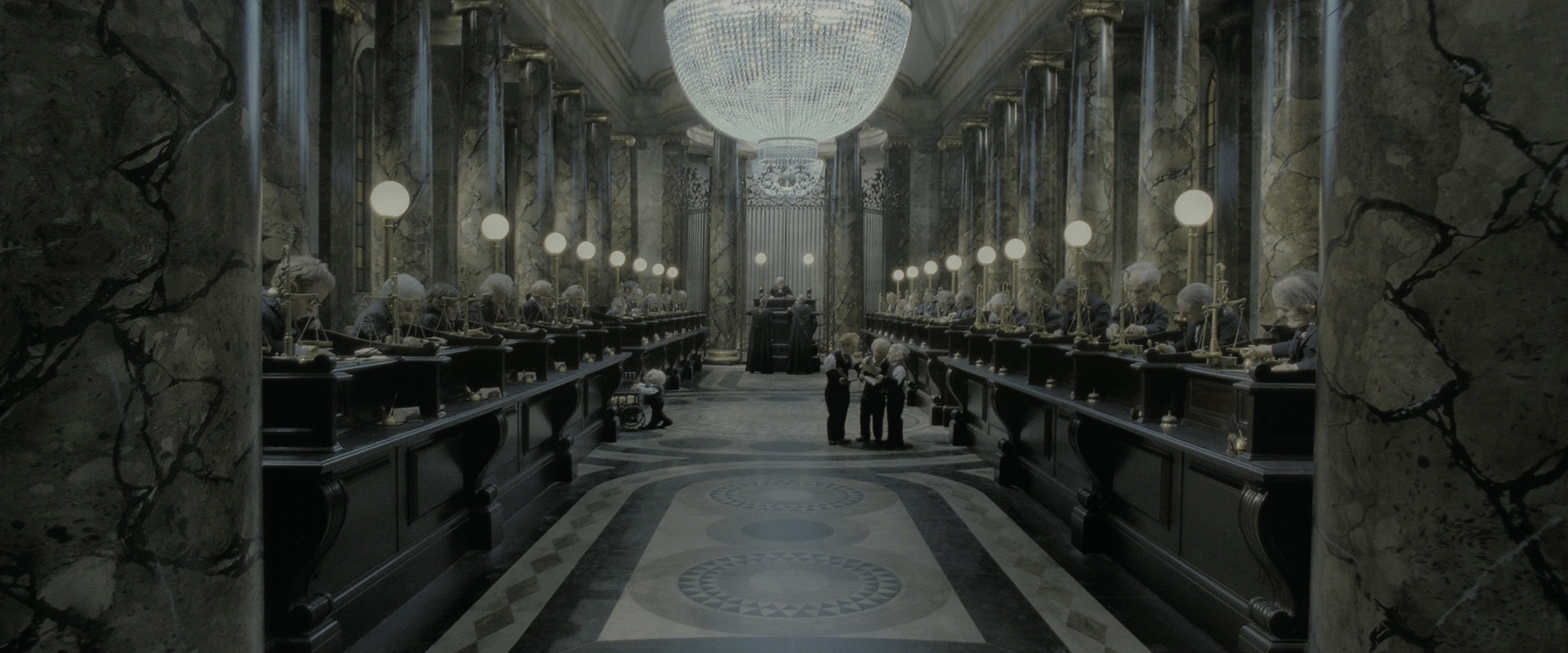 Harry Potter and the Deathly Hallows - Part 2 (2011), wide, 2.40:1 — film still