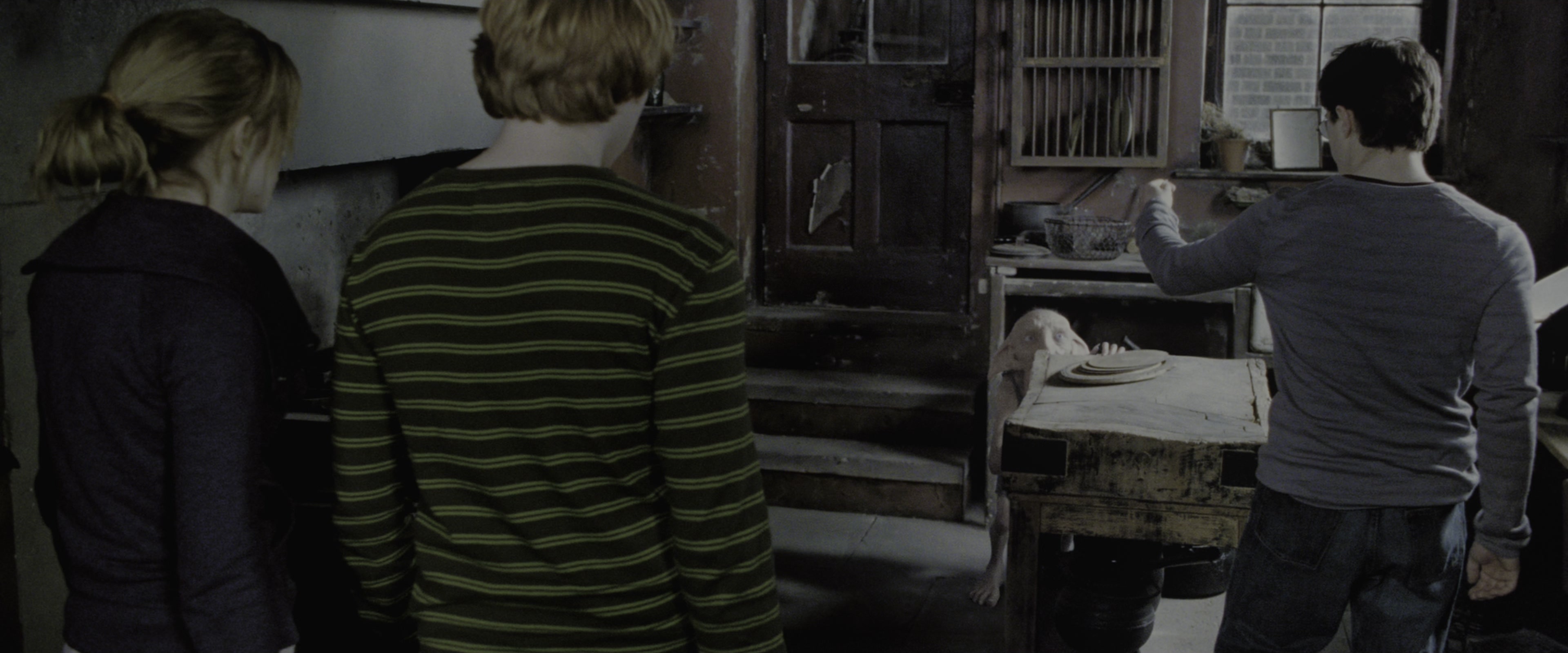 Harry Potter and the Deathly Hallows - Part 1 (2010), wide, 2.40:1 — film still