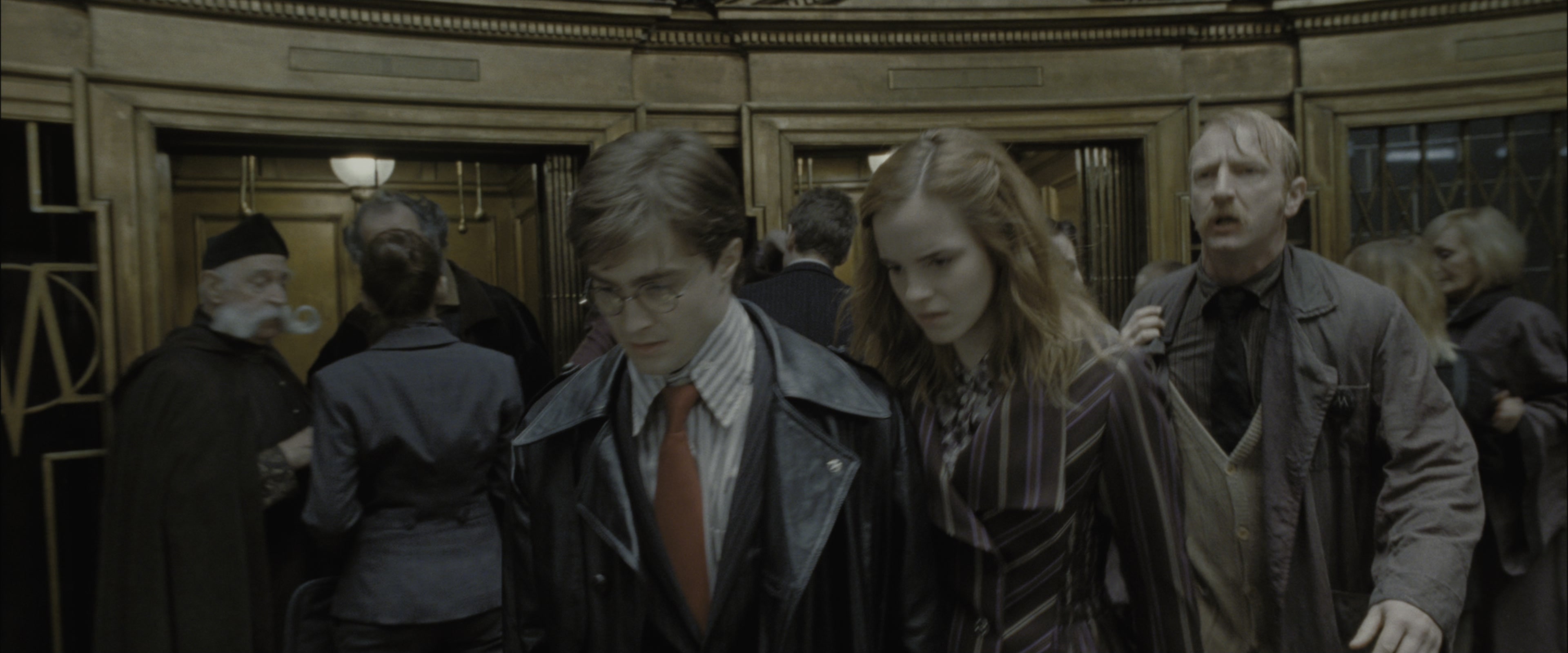 Harry Potter and the Deathly Hallows - Part 1 (2010), wide, 2.40:1 — film still