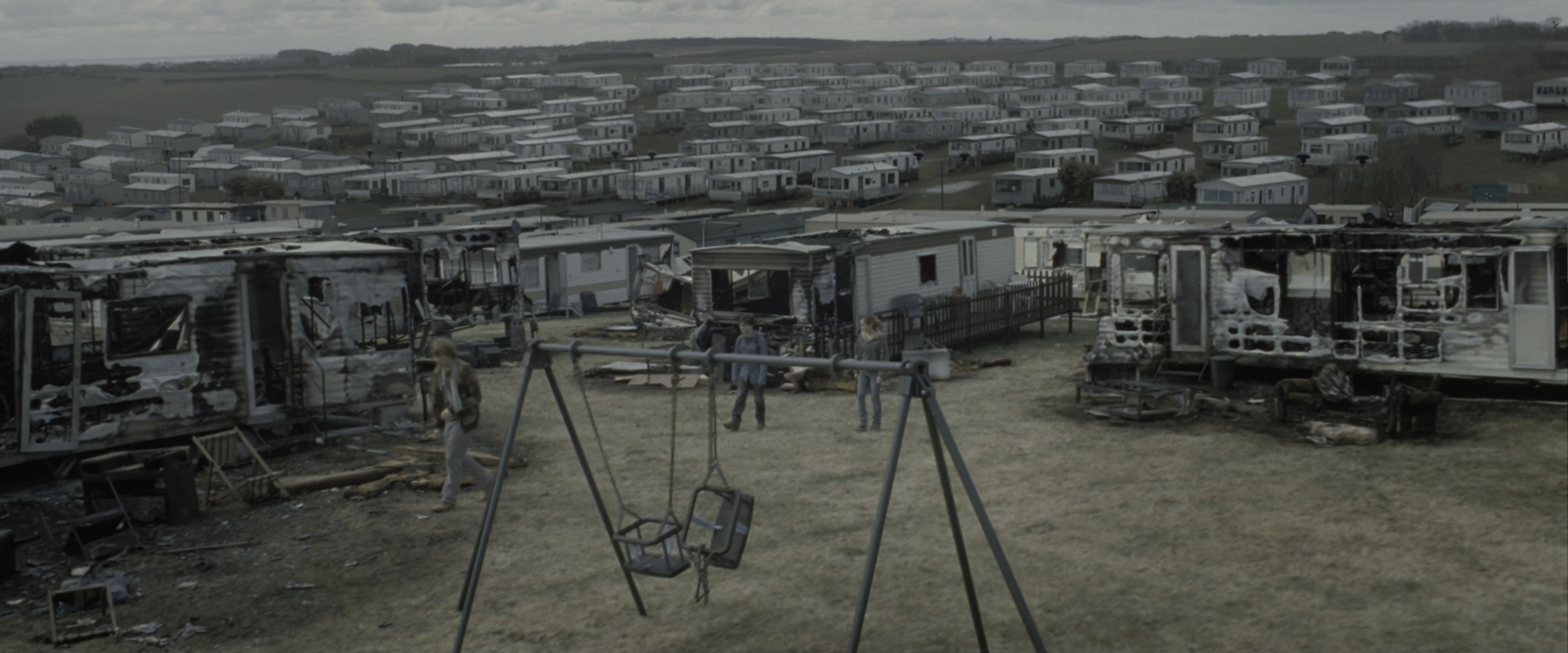 Harry Potter and the Deathly Hallows - Part 1 (2010), wide, 2.40:1 — film still