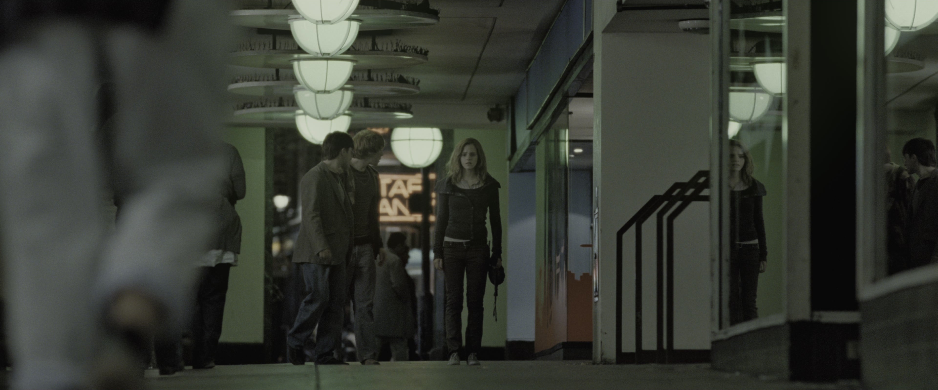 Harry Potter and the Deathly Hallows - Part 1 (2010), wide, 2.40:1 — film still