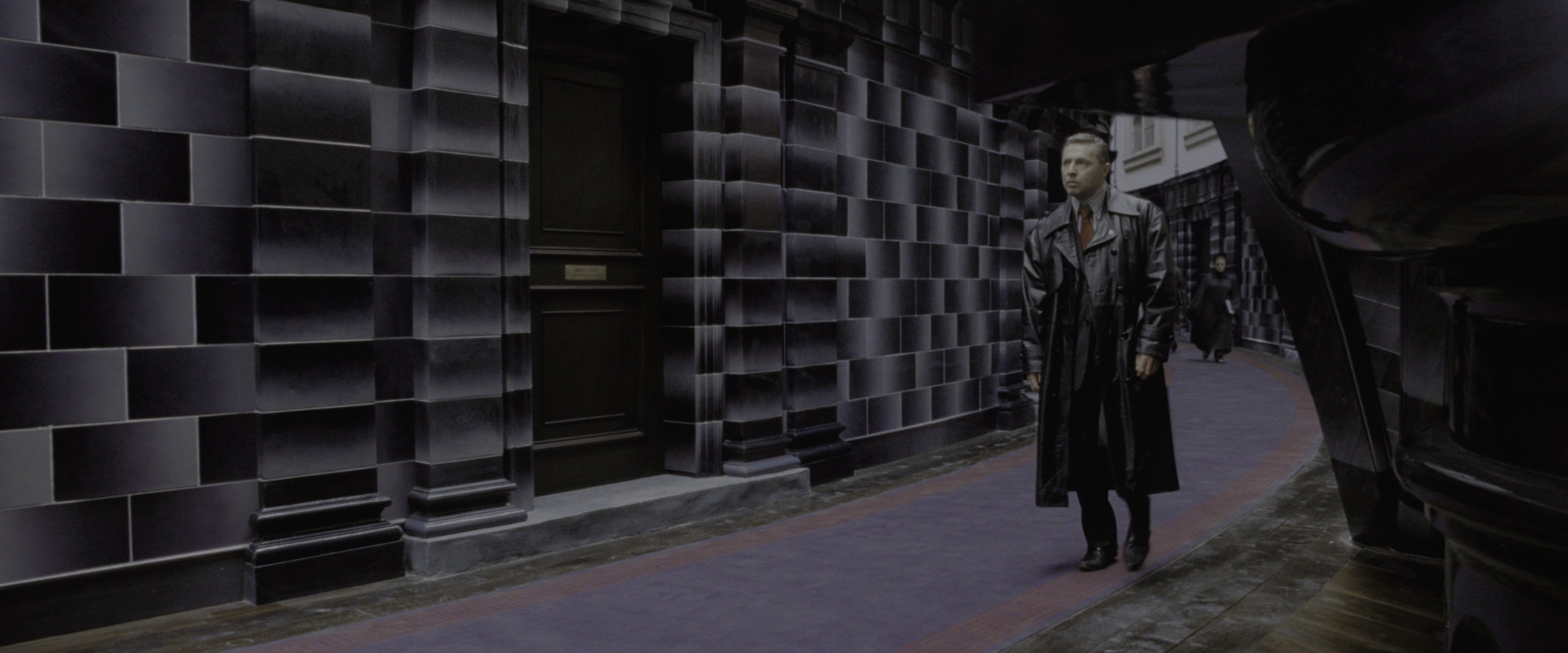 Harry Potter and the Deathly Hallows - Part 1 (2010), wide, 2.40:1 — film still