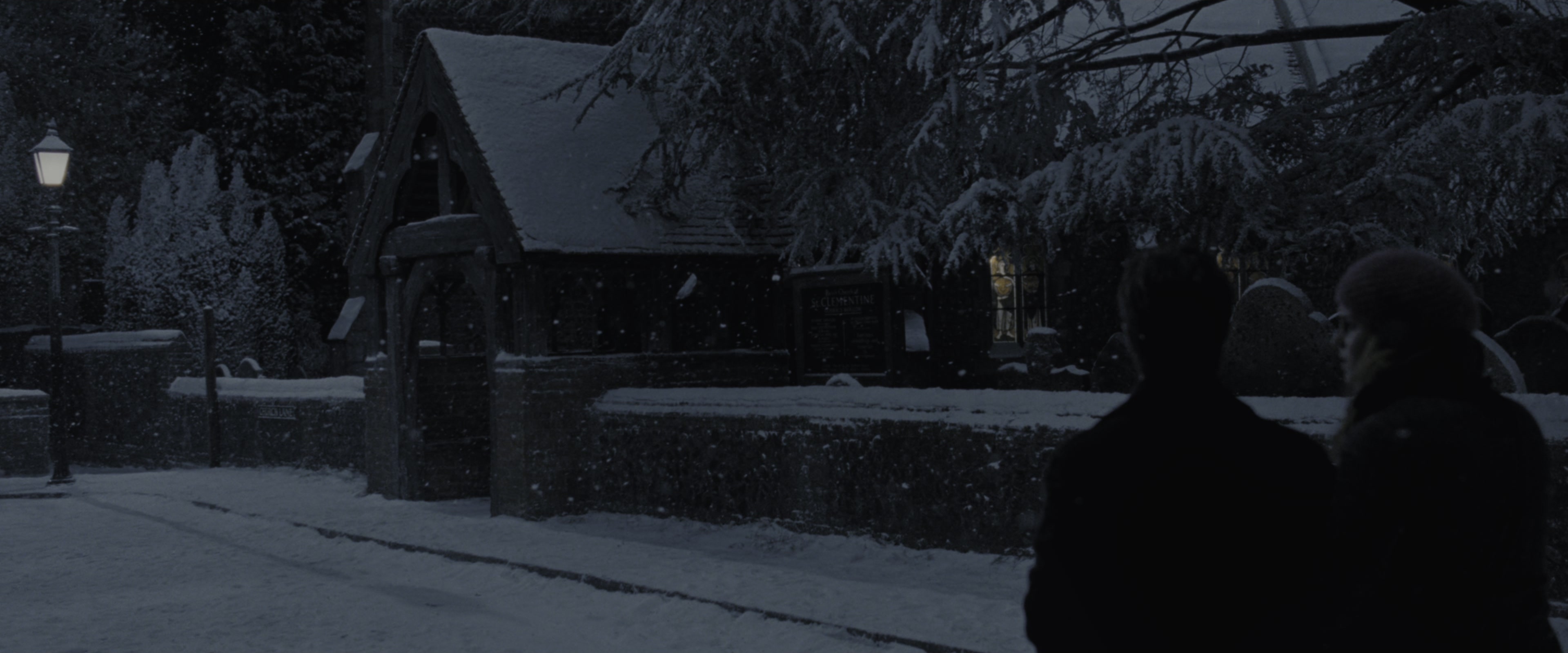 Harry Potter and the Deathly Hallows - Part 1 (2010), wide, 2.40:1 — film still