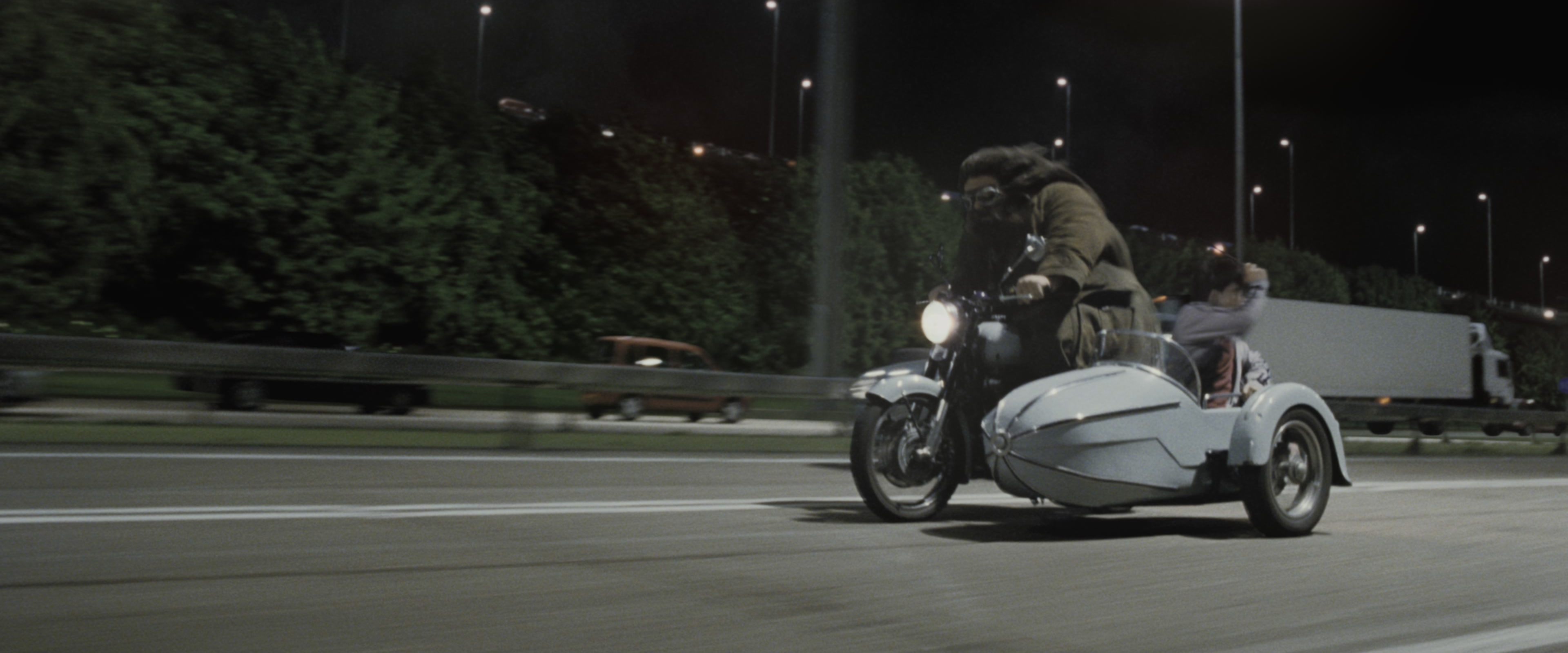 Harry Potter and the Deathly Hallows - Part 1 (2010), wide, 2.40:1 — film still