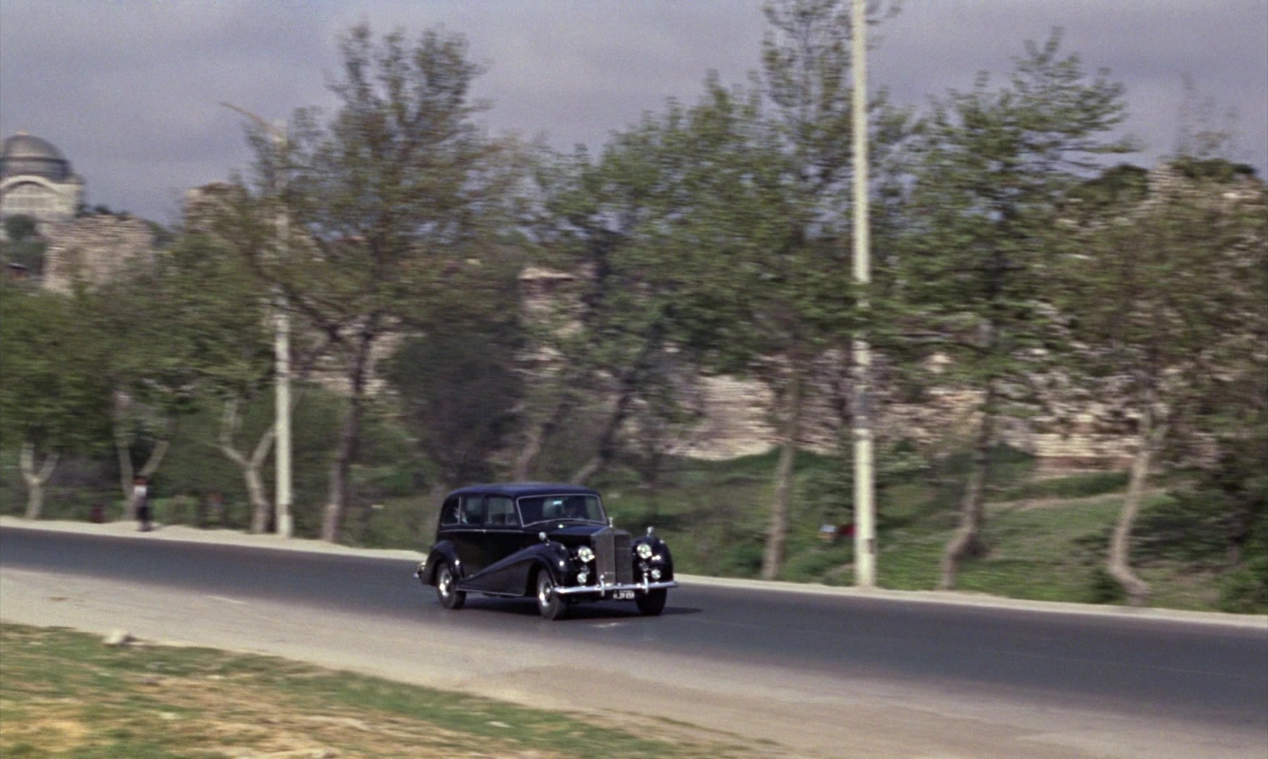 From Russia with Love (1963), wide, 1.67:1 — film still