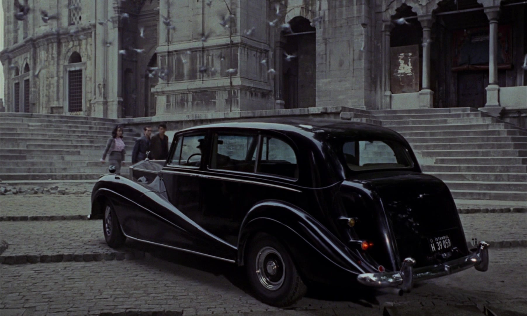 From Russia with Love (1963), wide, 1.67:1 — film still
