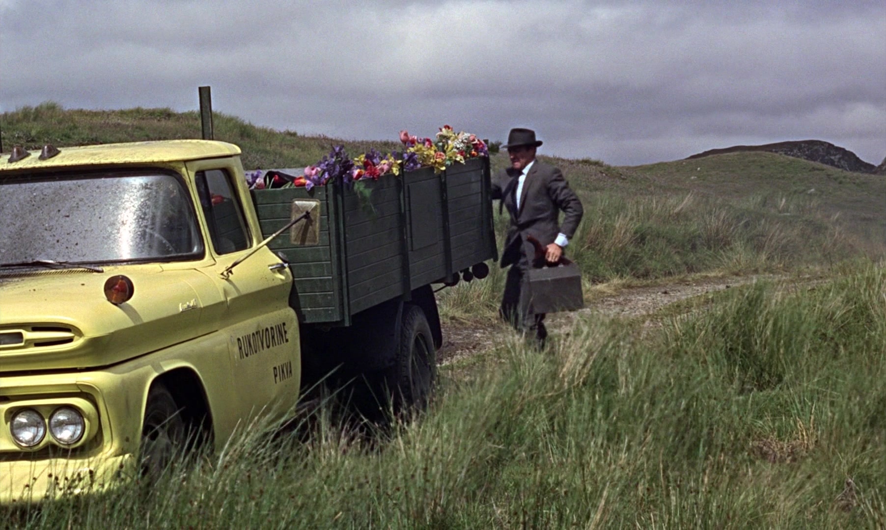From Russia with Love (1963), unknown, 1.67:1 — film still