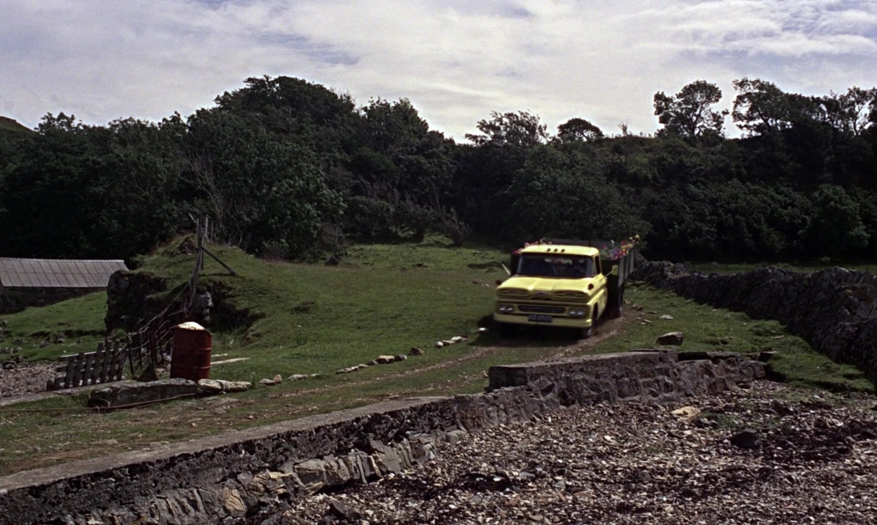 From Russia with Love (1963), unknown, 1.67:1 — film still