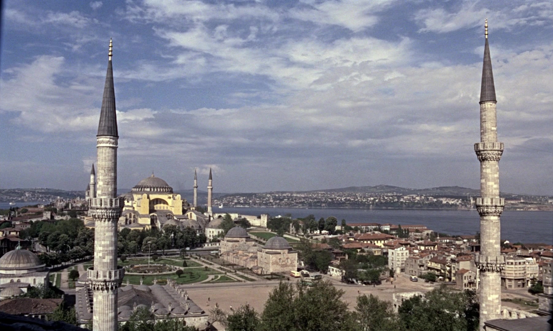 From Russia with Love (1963), wide, 1.67:1 — film still