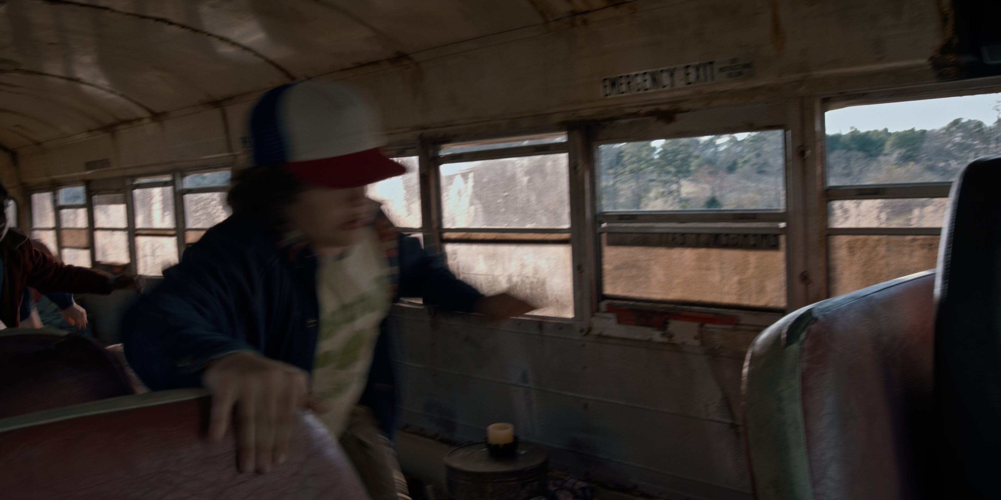 Stranger Things (2016), medium, 2.00:1 — film still