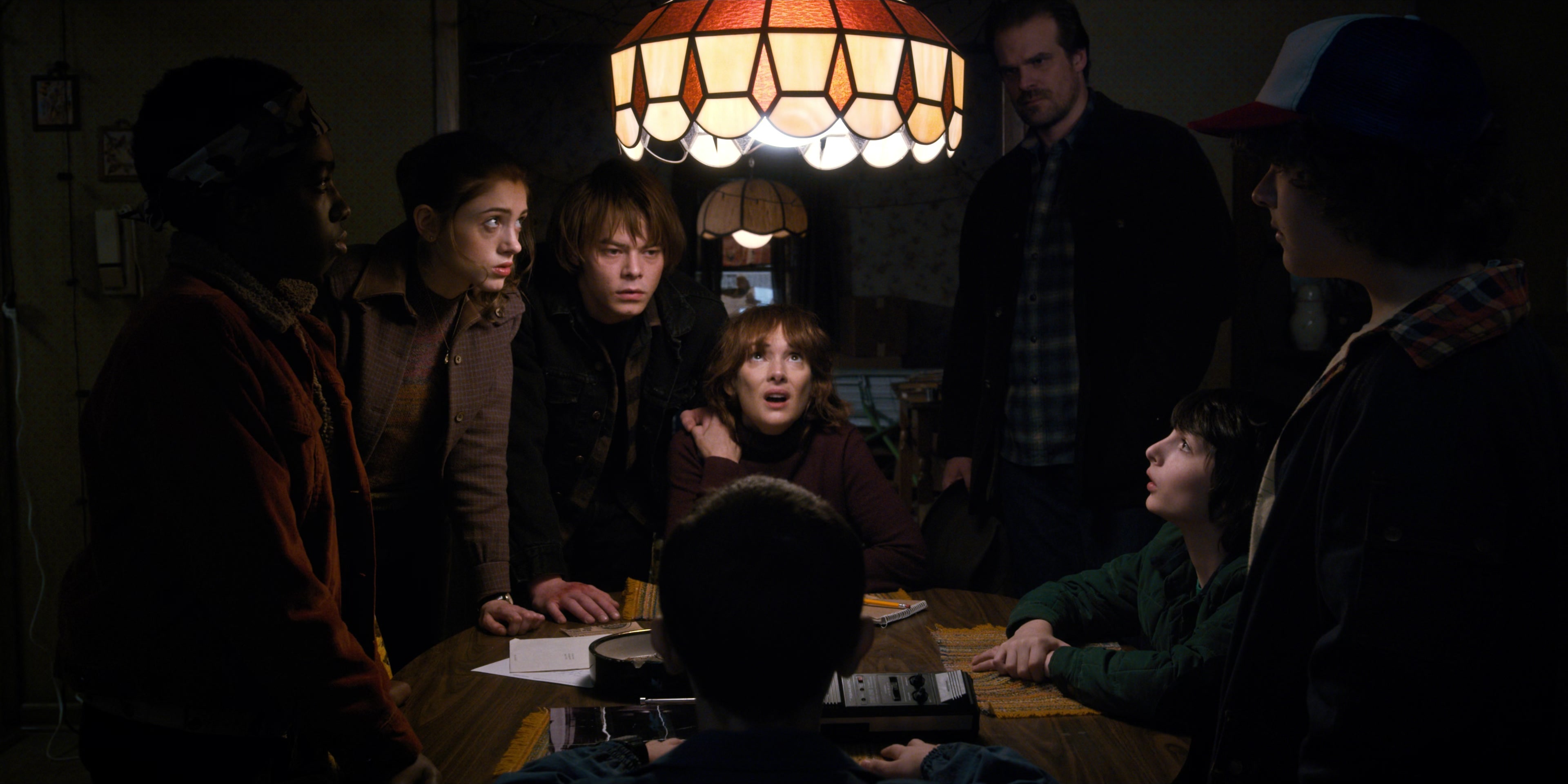Stranger Things (2016), wide, 2.00:1 — film still