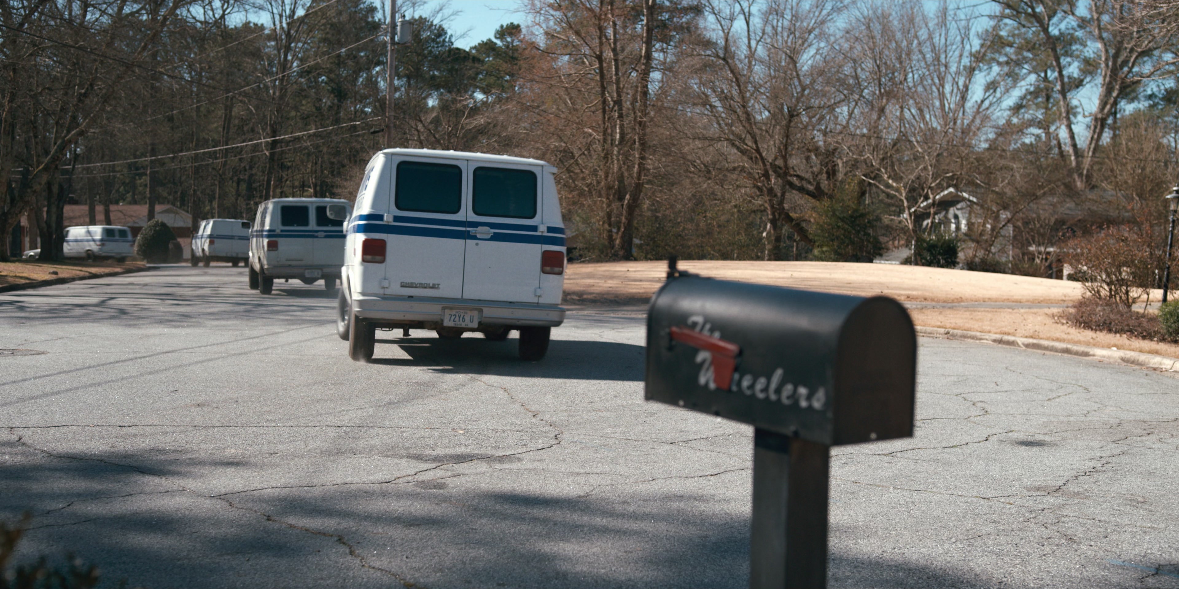 Stranger Things (2016), wide, 2.00:1 — film still