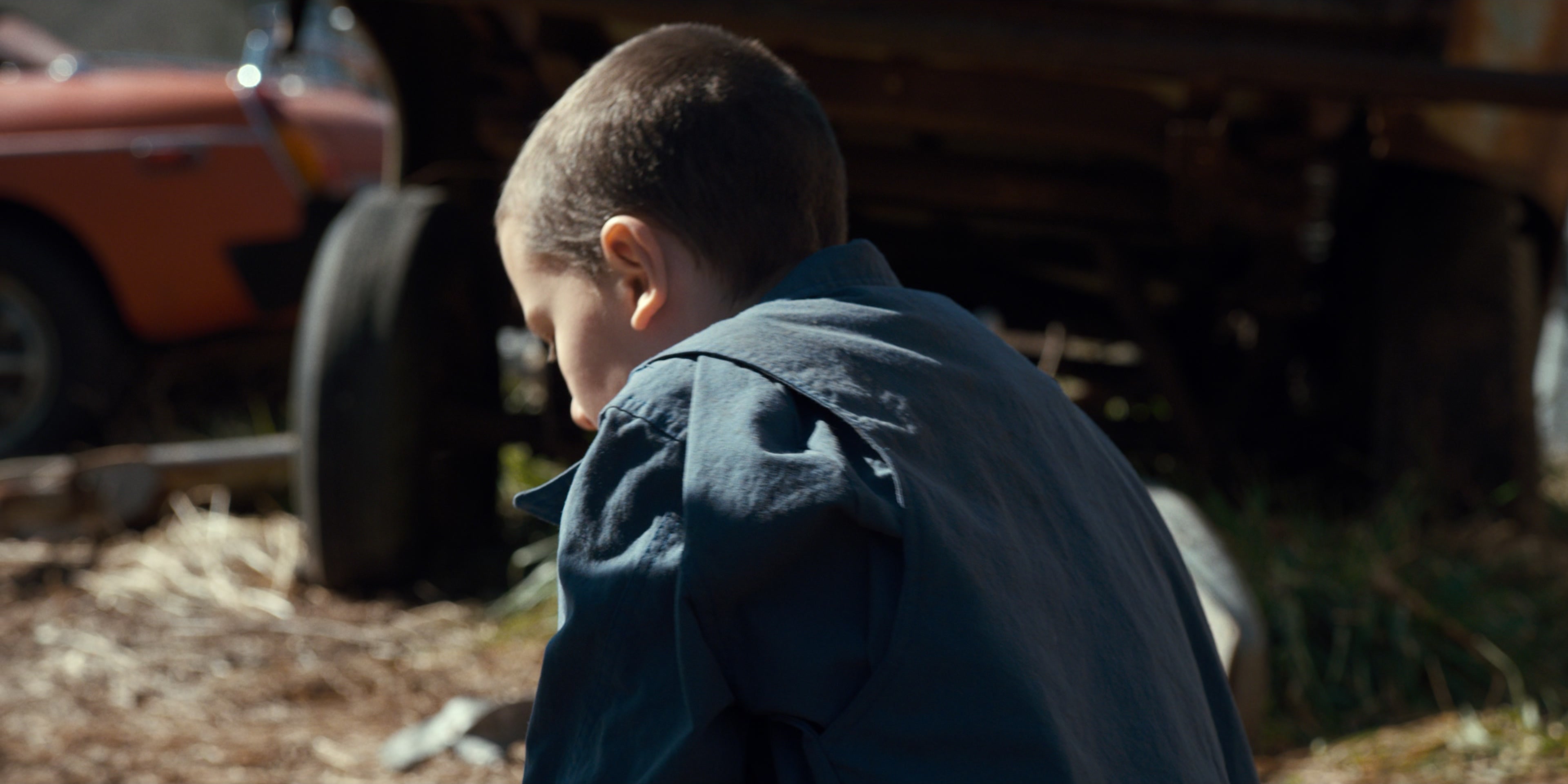 Stranger Things (2016), wide, 2.00:1 — film still