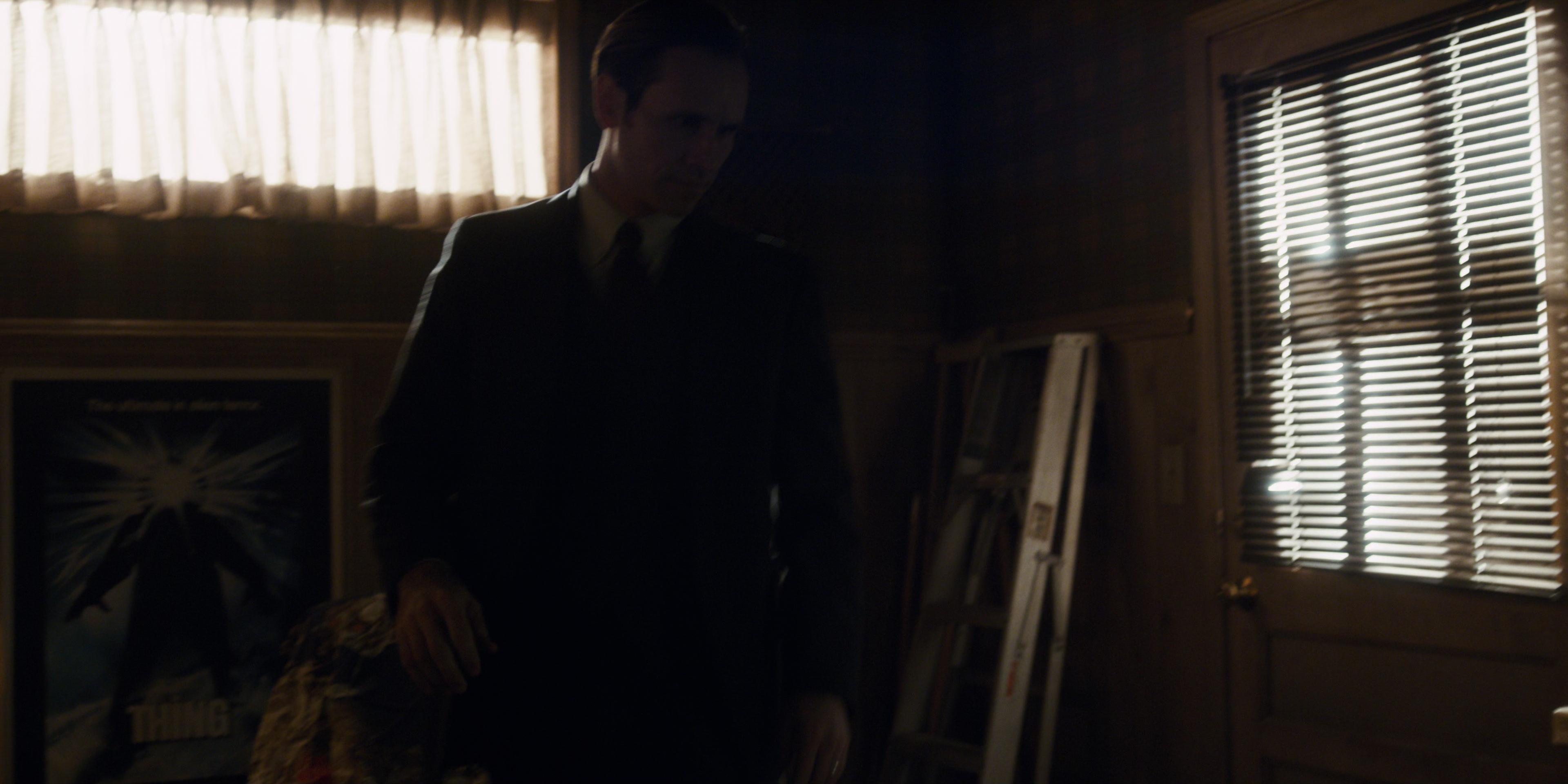 Stranger Things (2016), wide, 2.00:1 — film still