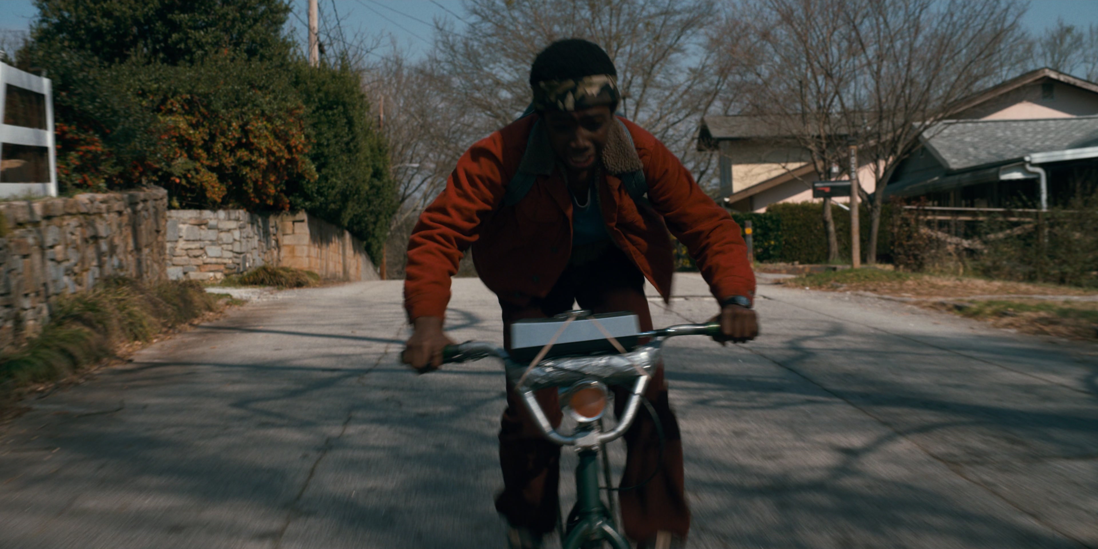 Stranger Things (2016), wide, 2.00:1 — film still
