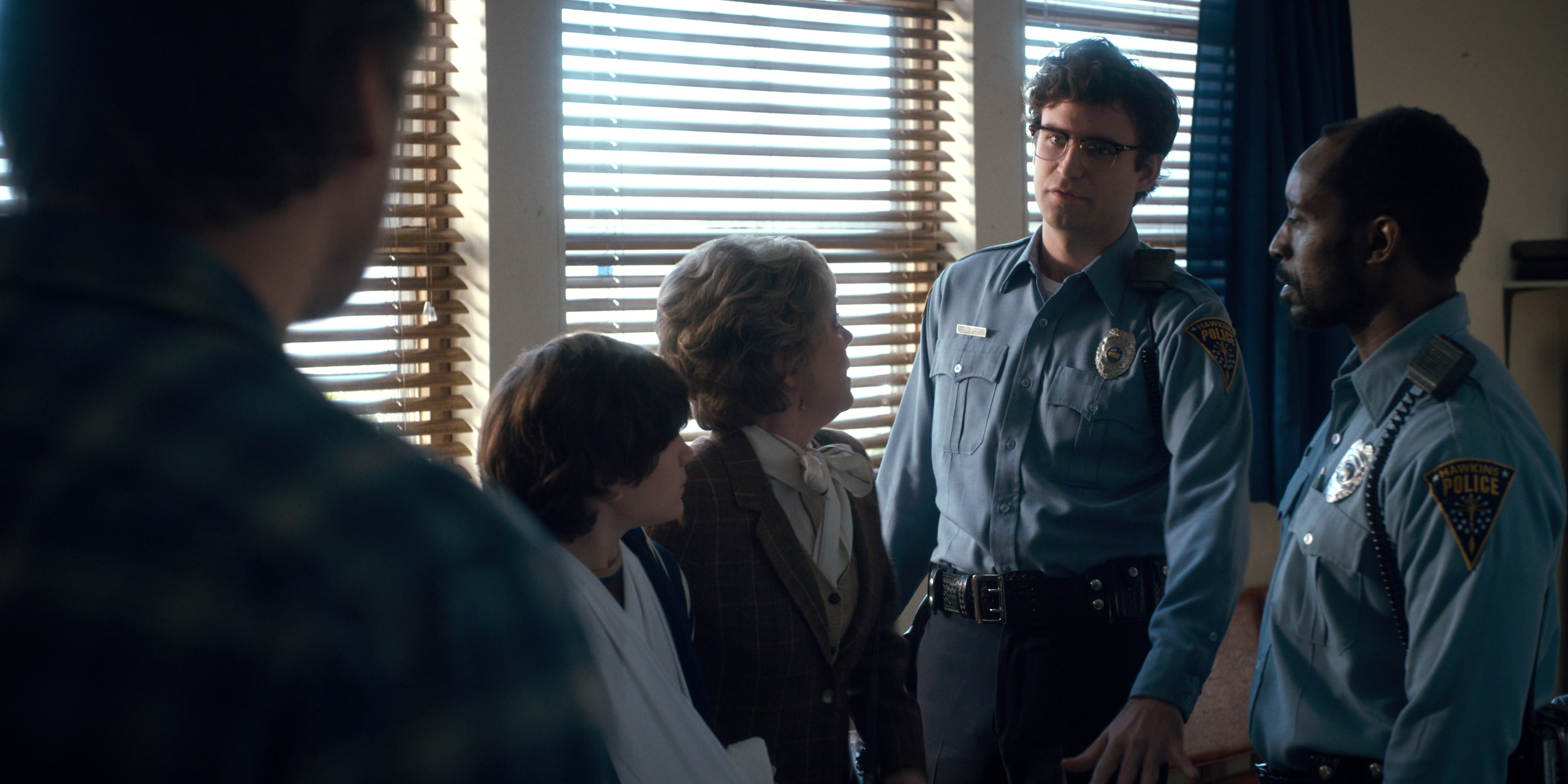 Stranger Things (2016), wide, 2.00:1 — film still