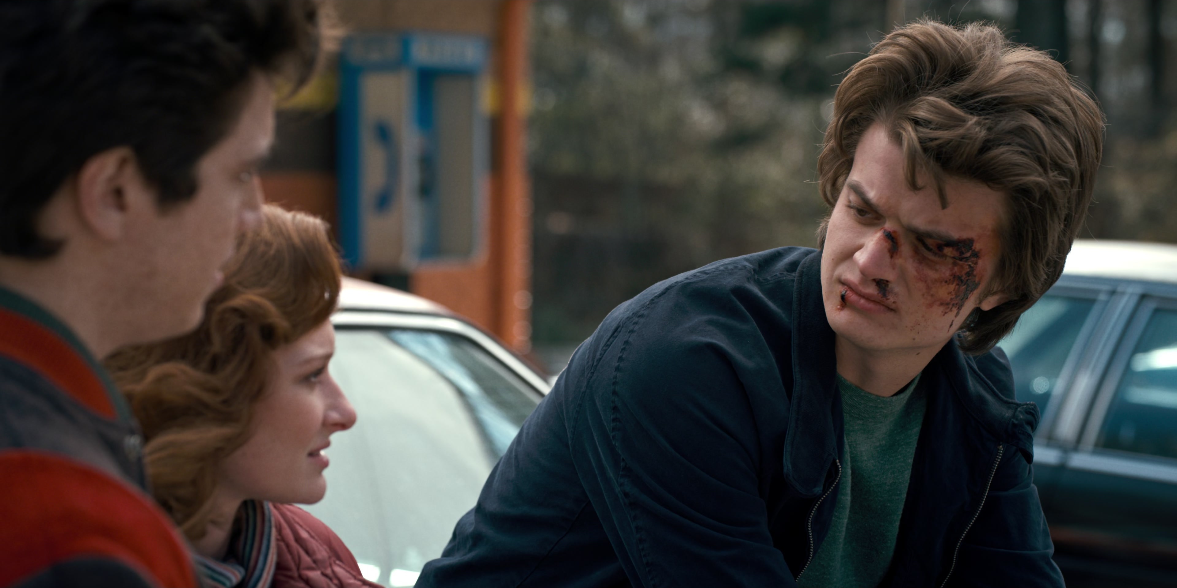 Stranger Things (2016), wide, 2.00:1 — film still