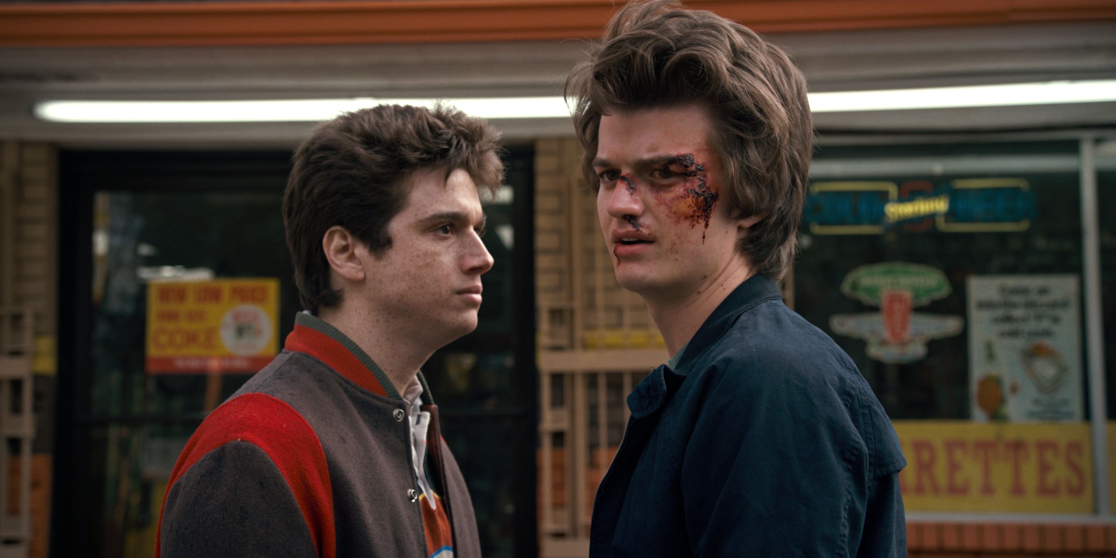 Stranger Things (2016), wide, 2.00:1 — film still